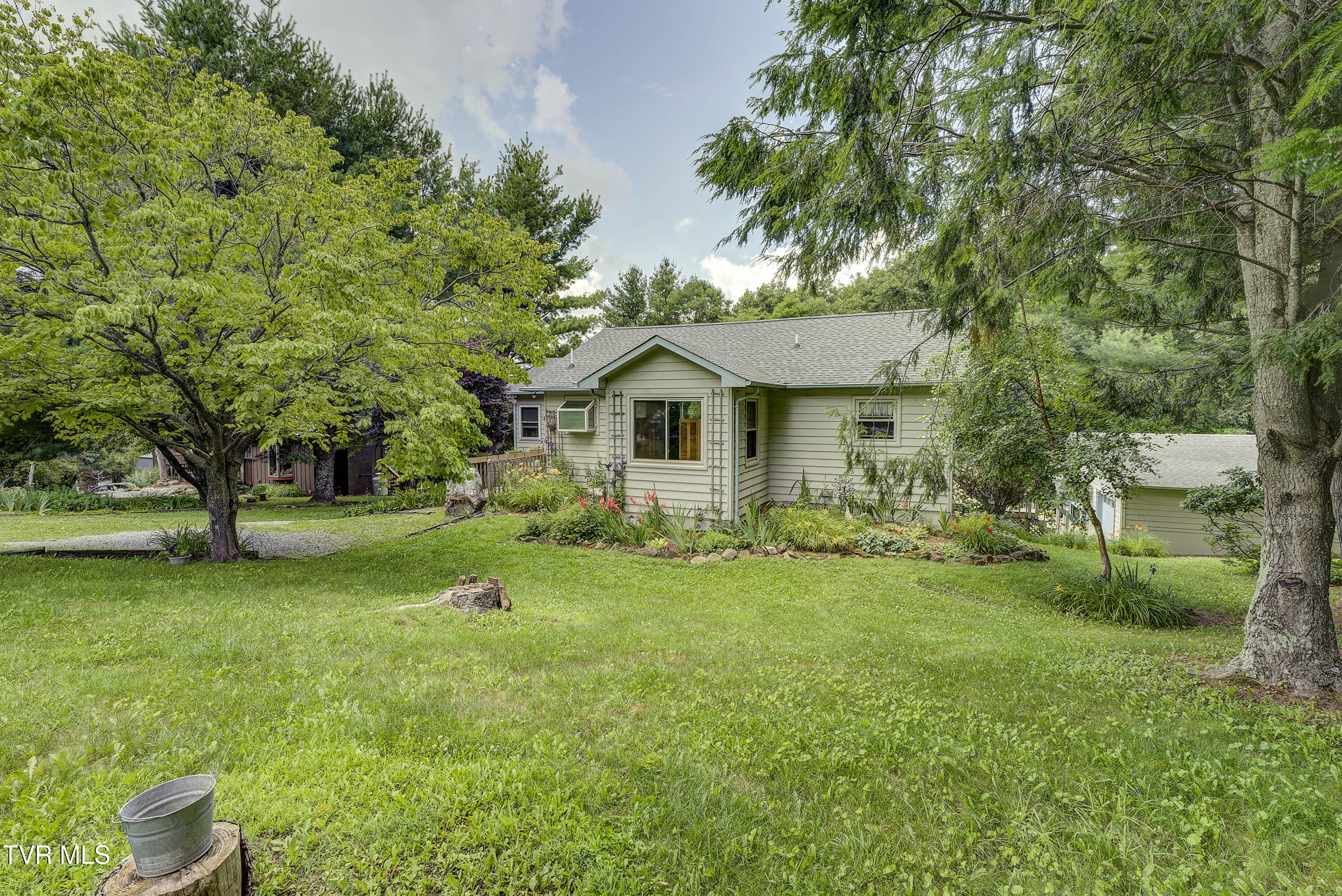 102 Orchard Meadows Lave Lane Property Photo 1