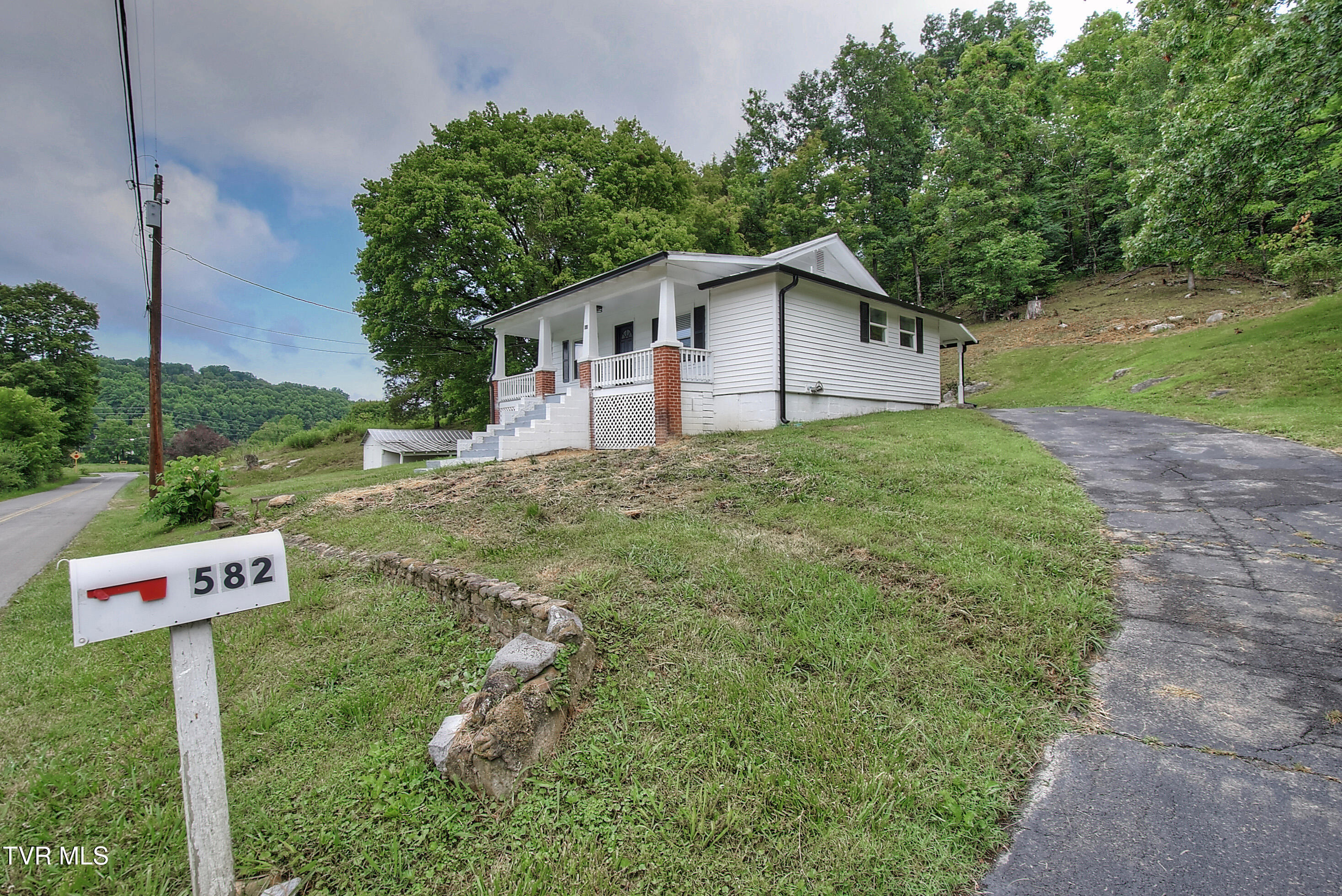 582 Coal Chute Road