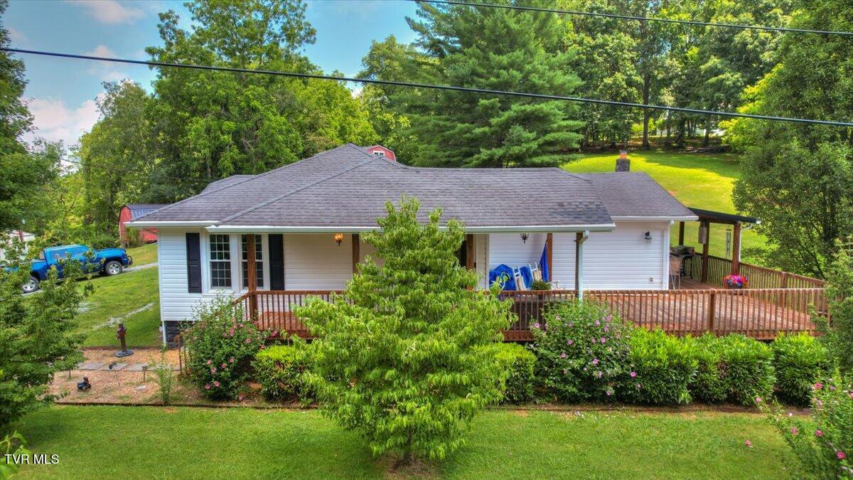 2589 Elizabethton Highway Property Photo 1