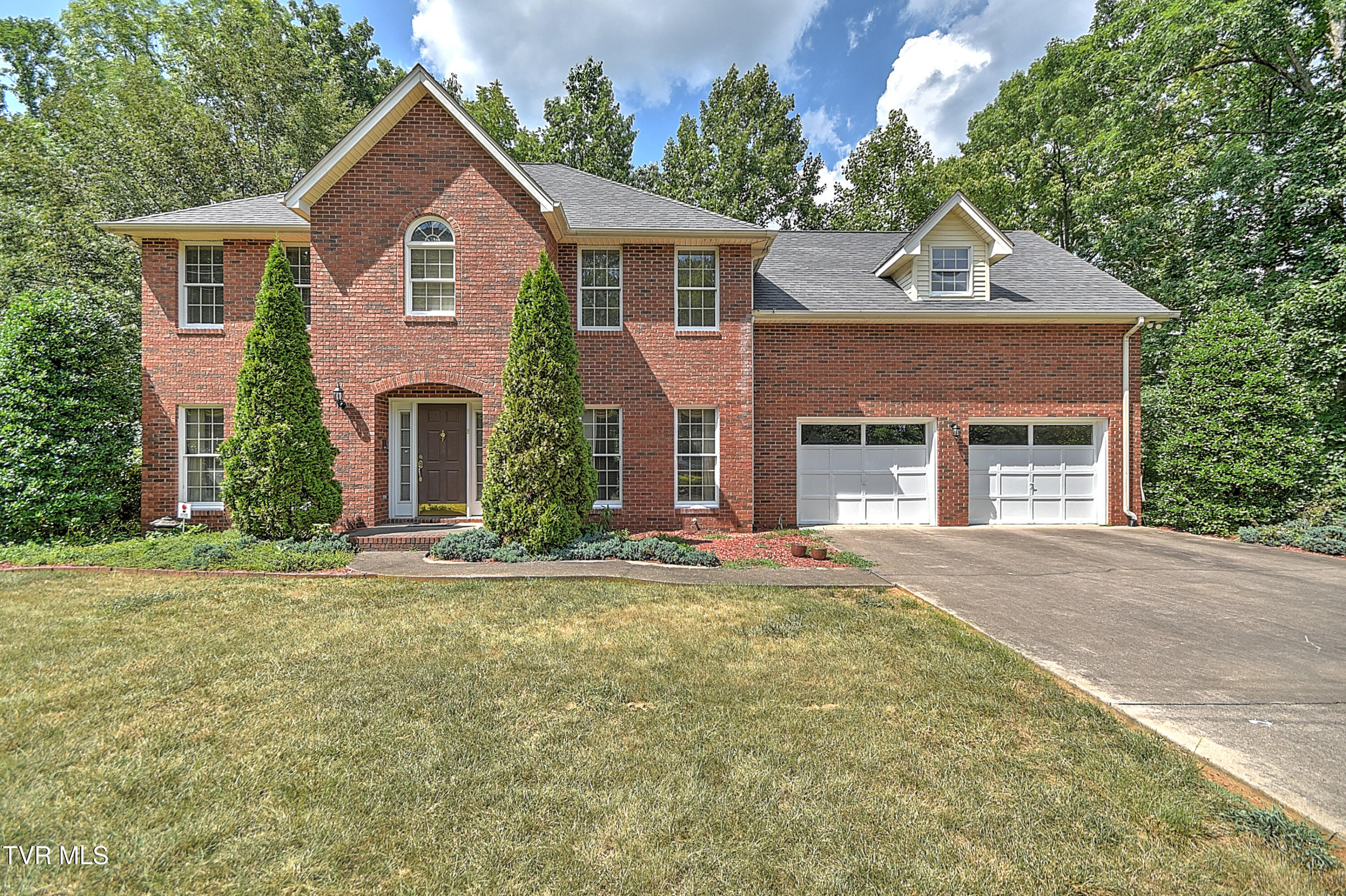 1024 Sheringham Court Property Photo 1