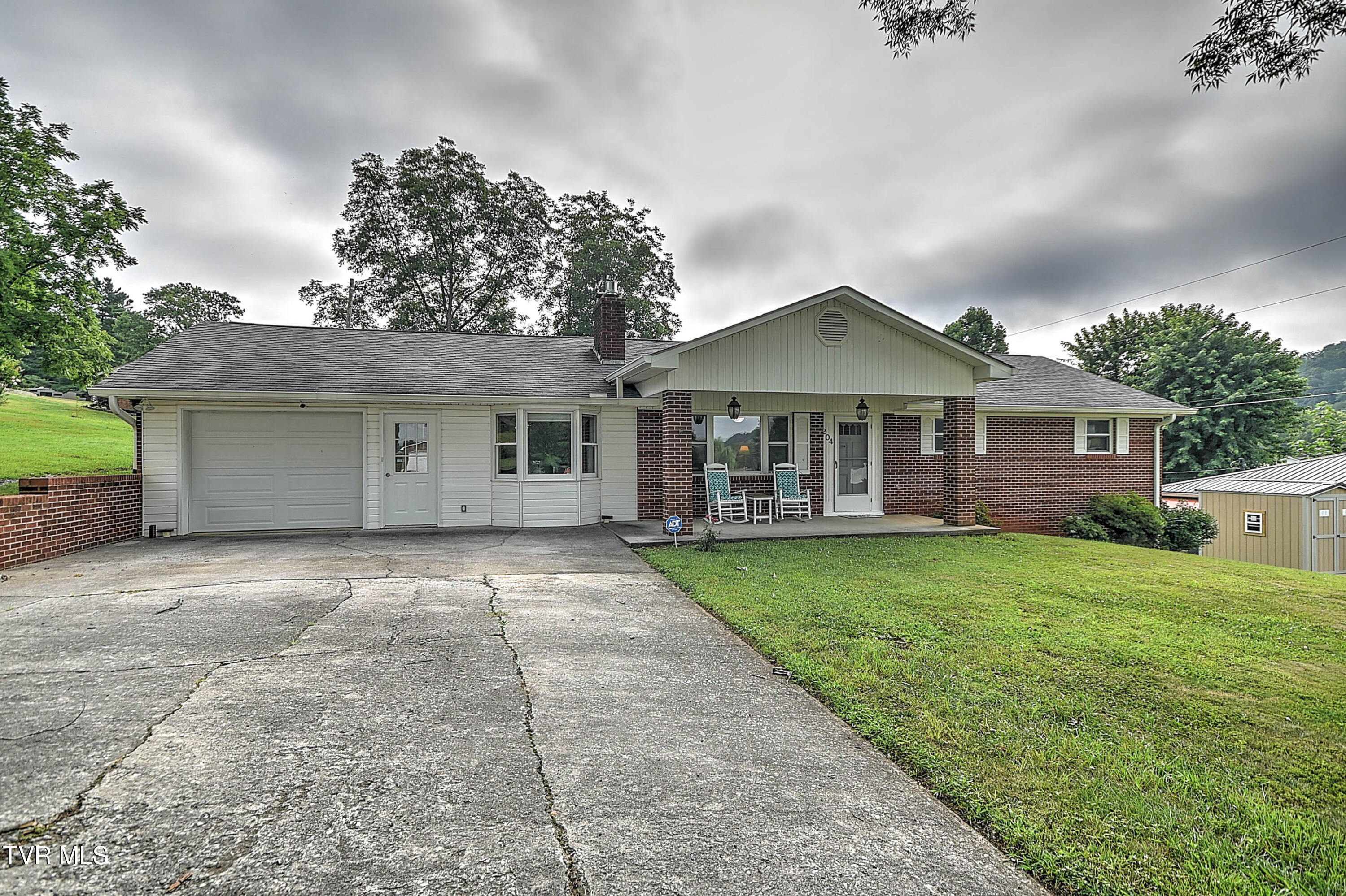 204 Cowan Drive