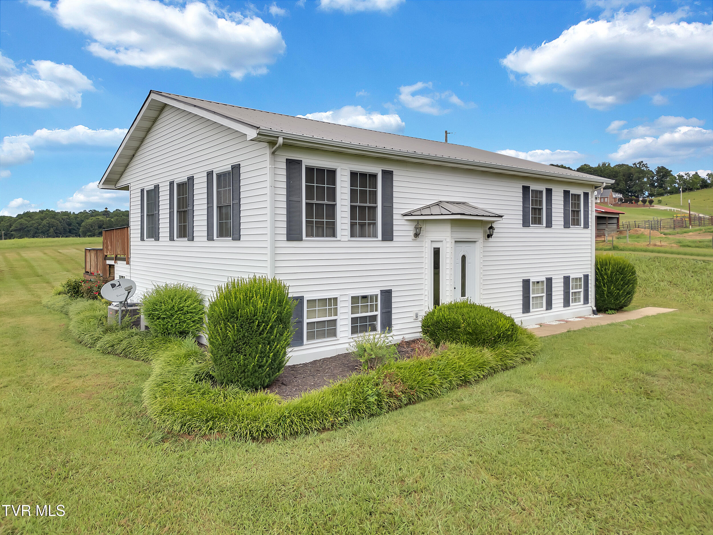 485 Sugar Bowl Road Property Photo 1