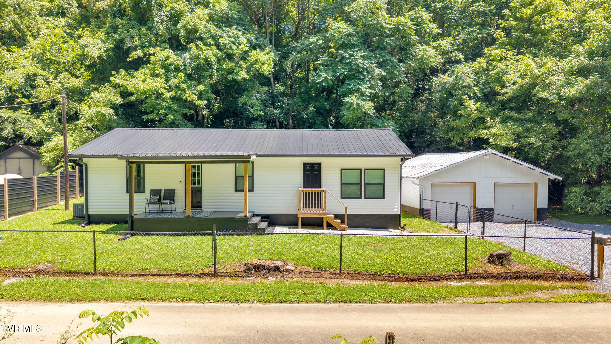 108 Canter Road Property Photo 1
