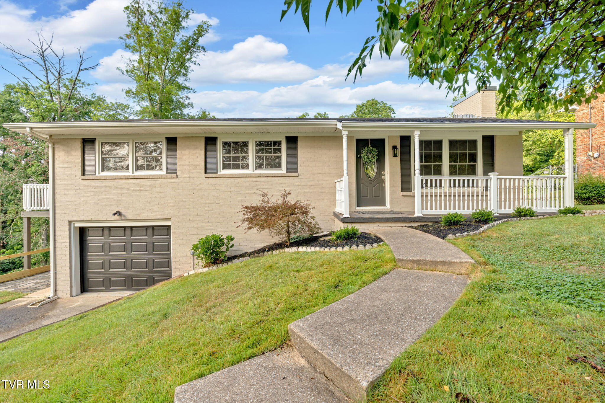 127 Belsay Drive Property Photo