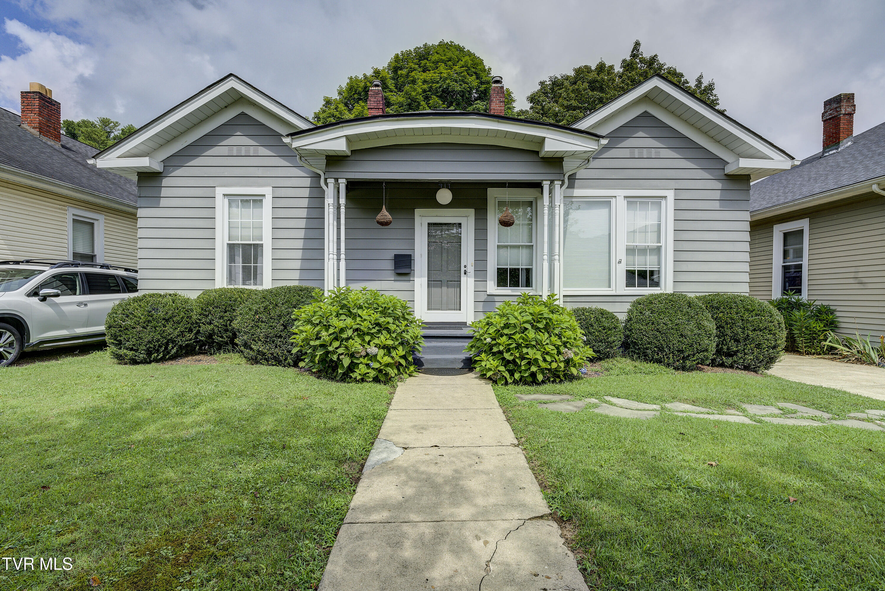 419 Clinchfield Avenue Property Photo