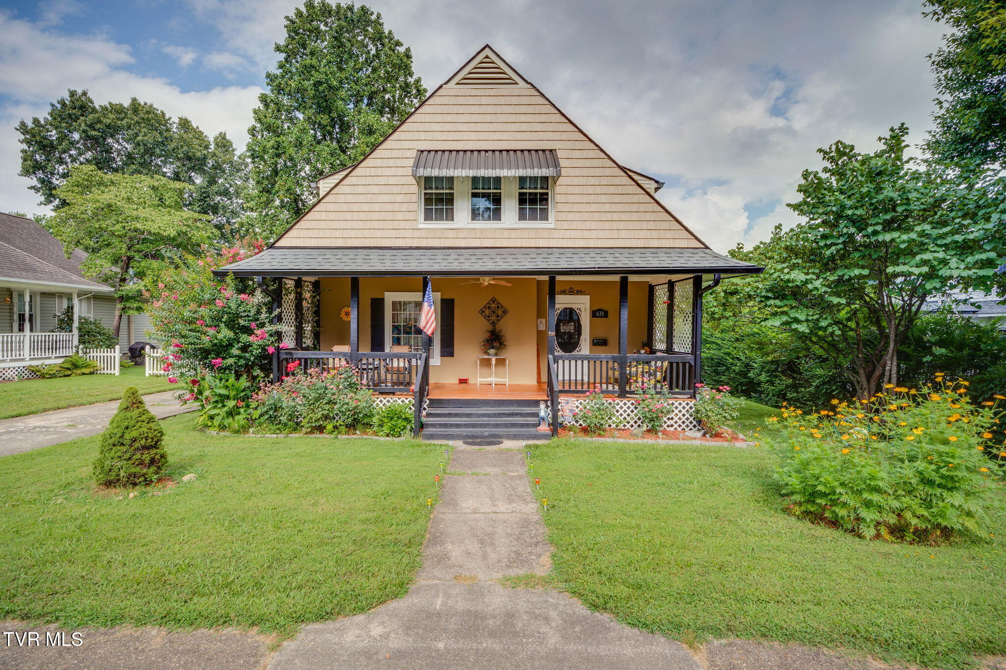 639 Ohio Avenue Property Photo