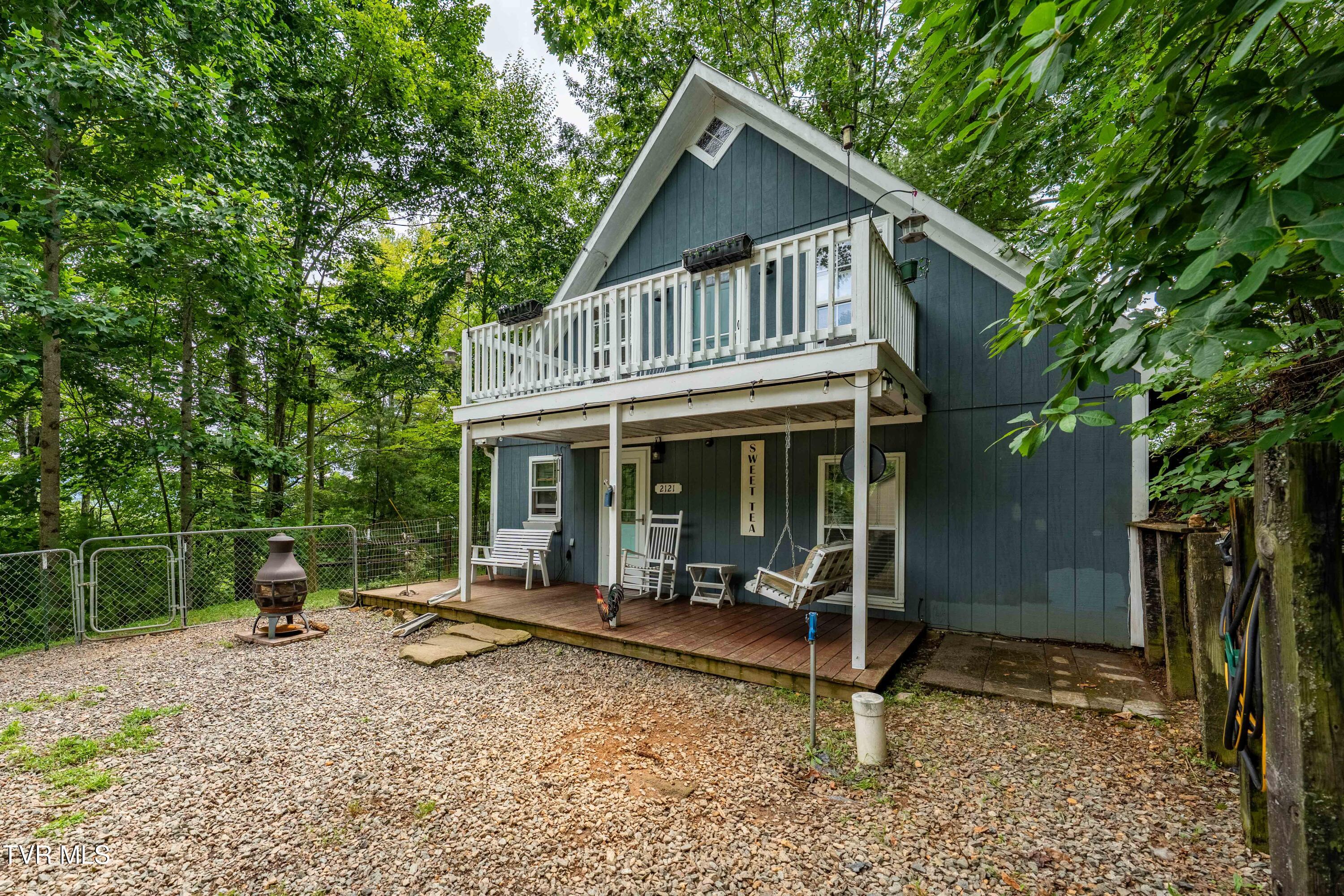 2121 Shingletown Road Property Photo 1