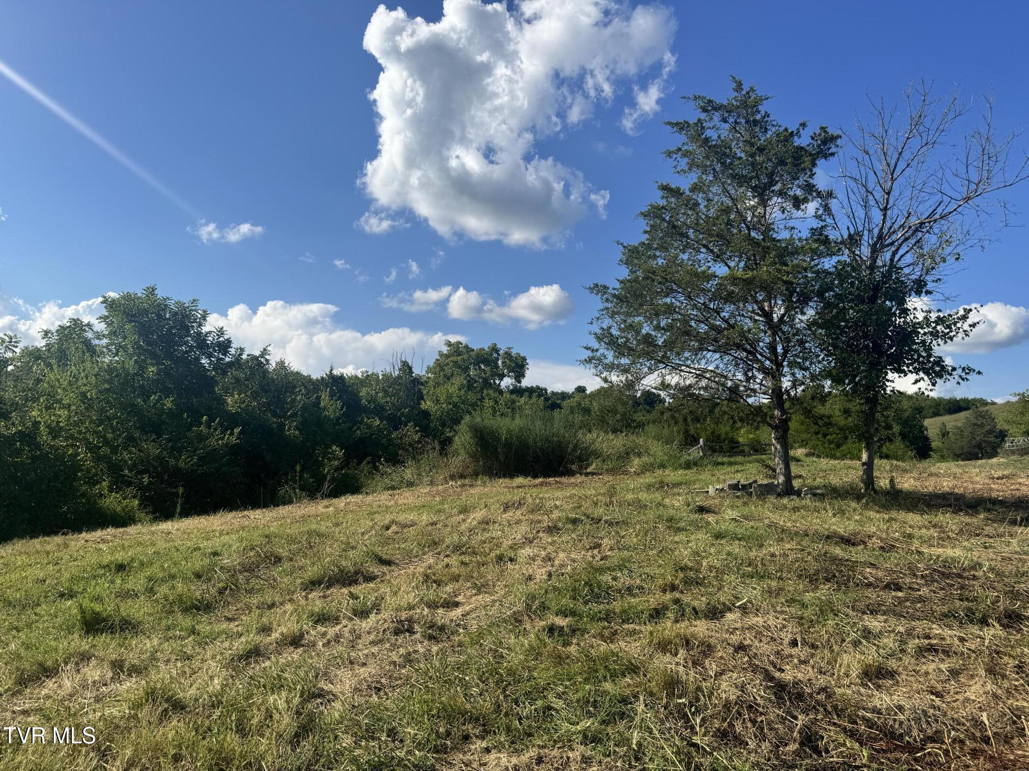 1430 Roaring Fork Road Property Photo 1