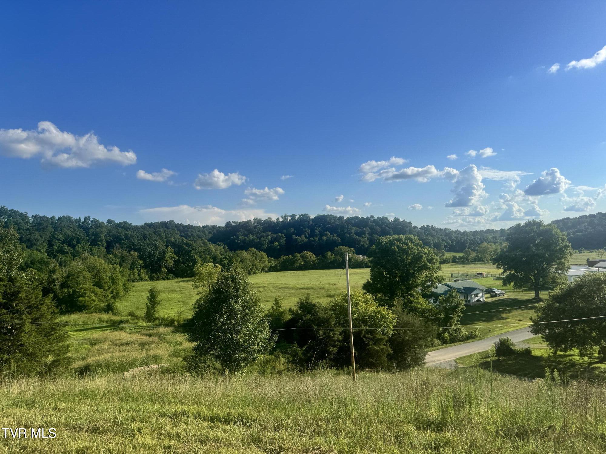 1430 Roaring Fork Road Property Photo 6