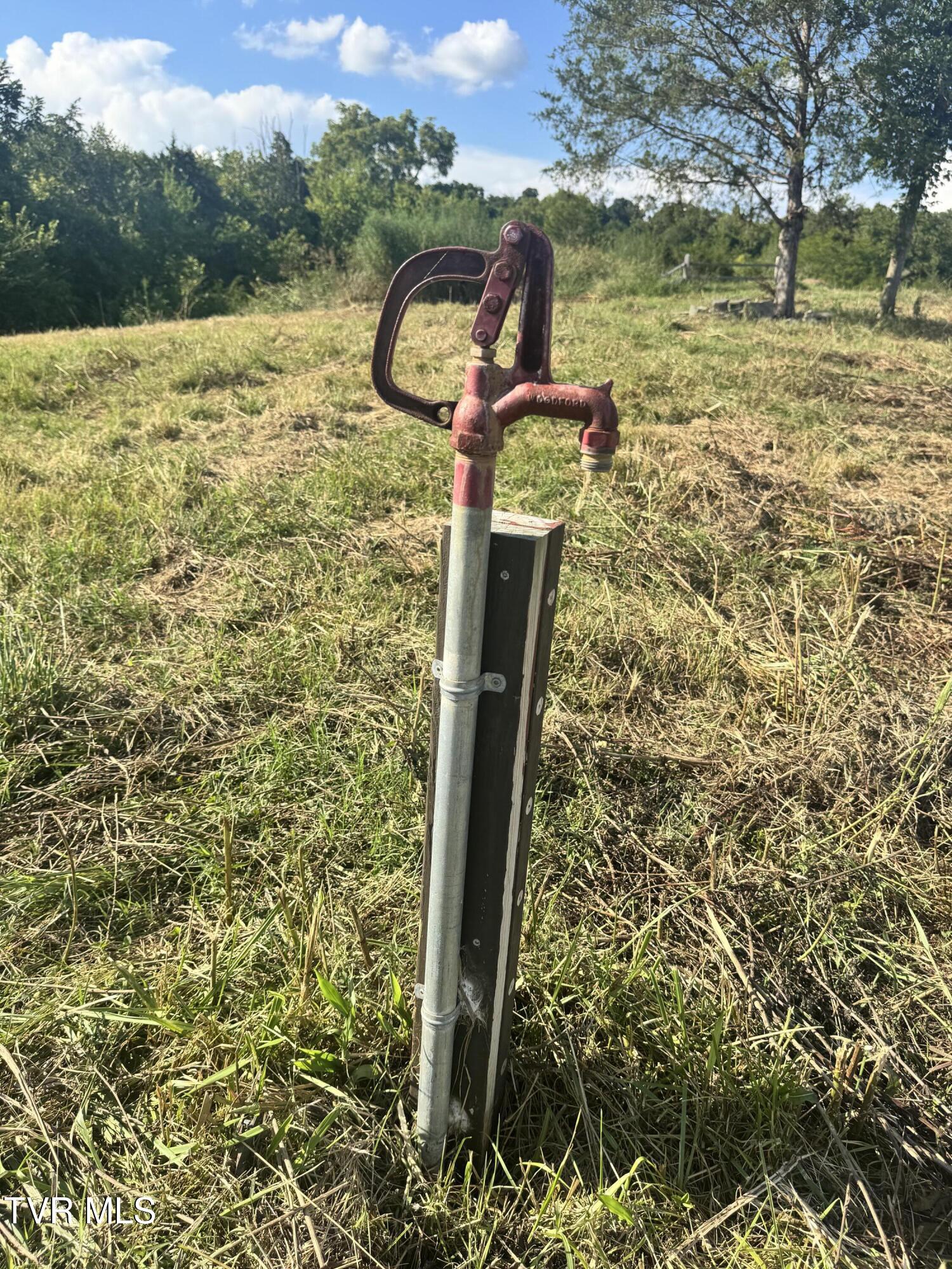 1430 Roaring Fork Road Property Photo 15