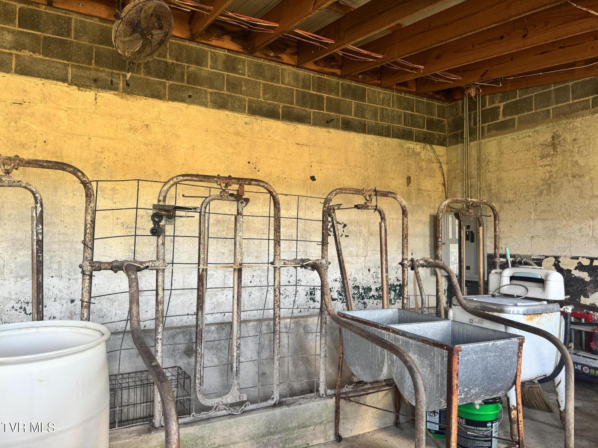 1430 Roaring Fork Road Property Photo 16