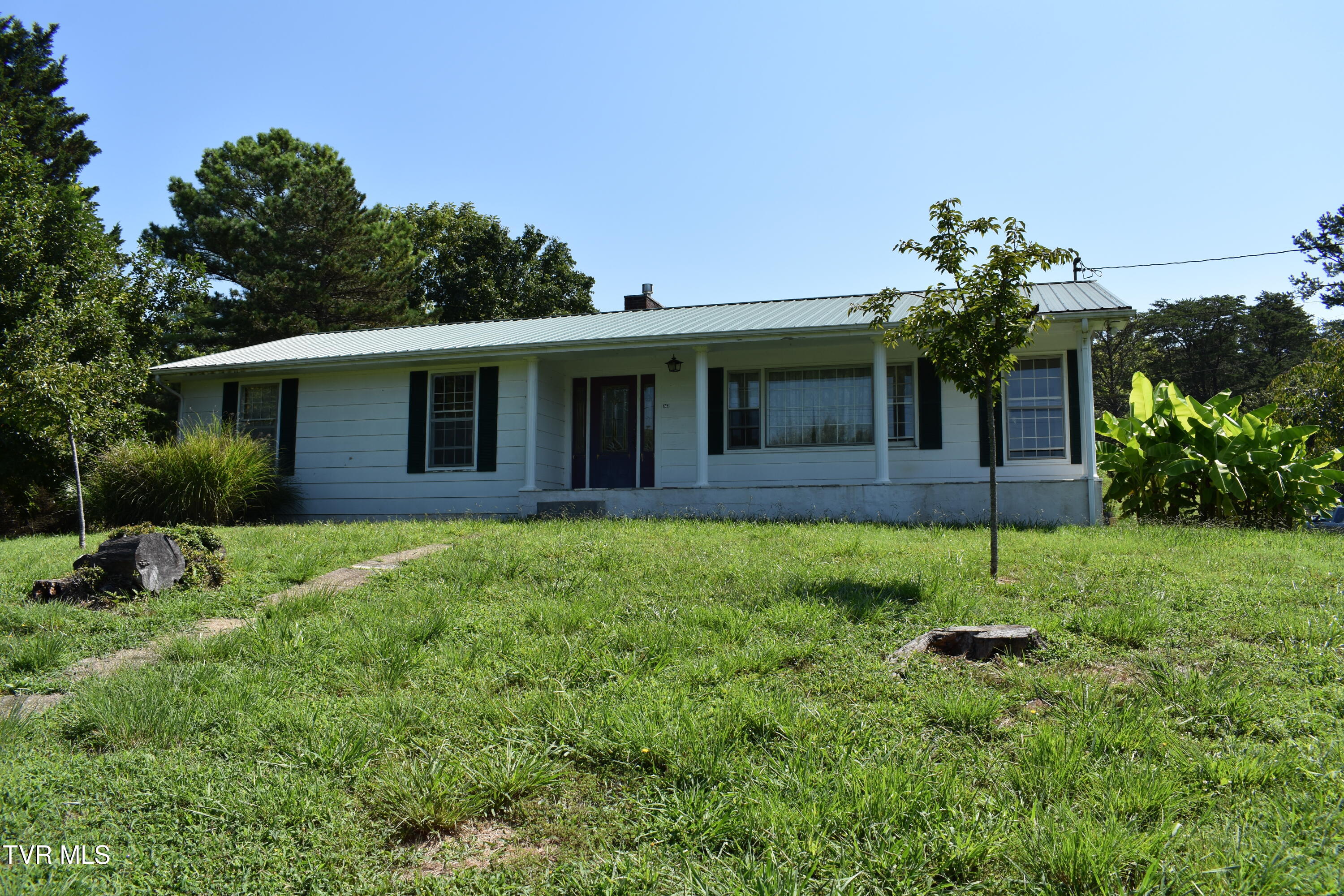 343 Beaver Lane Property Photo