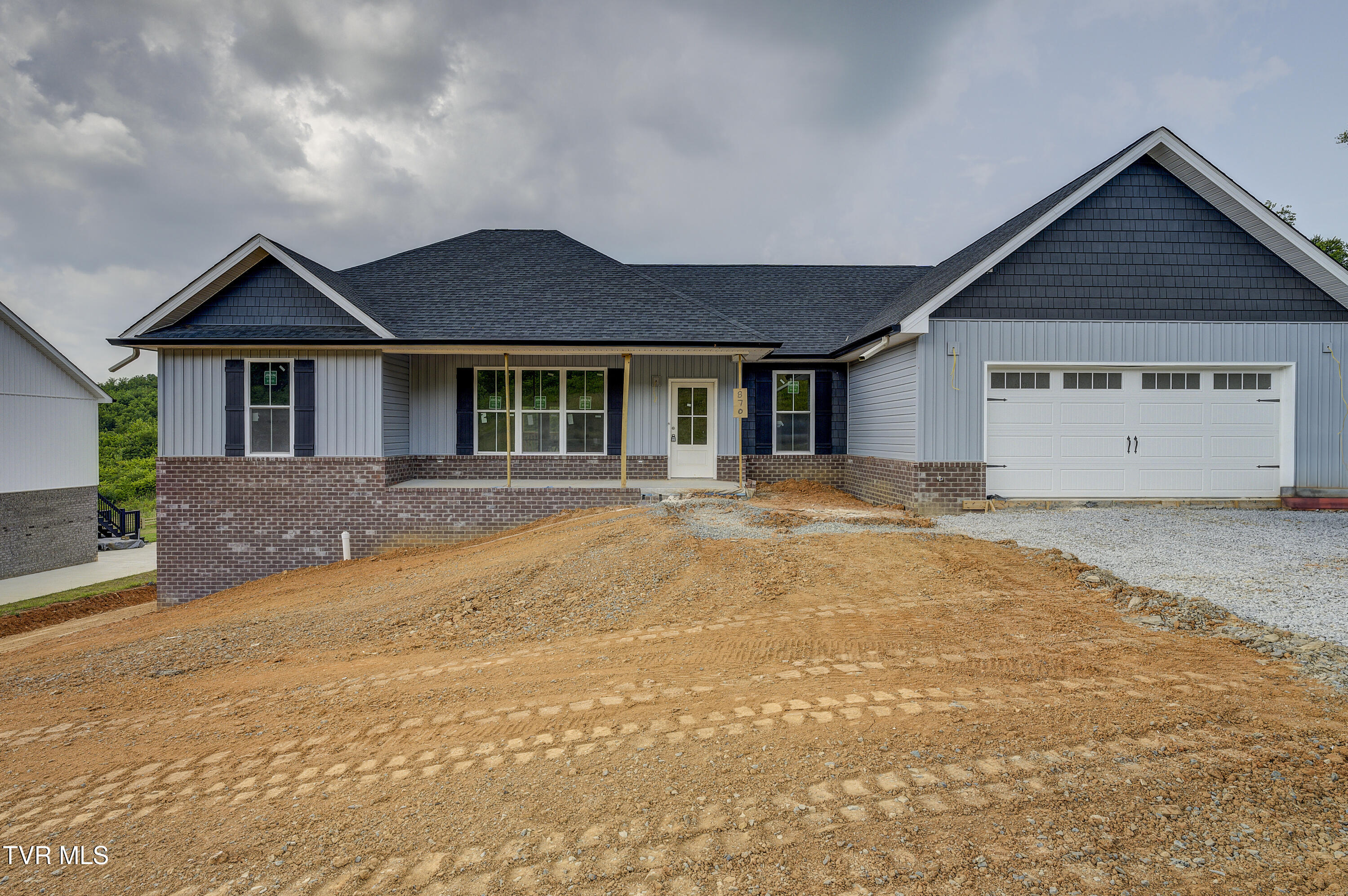 870 Granby Rd Road Property Photo