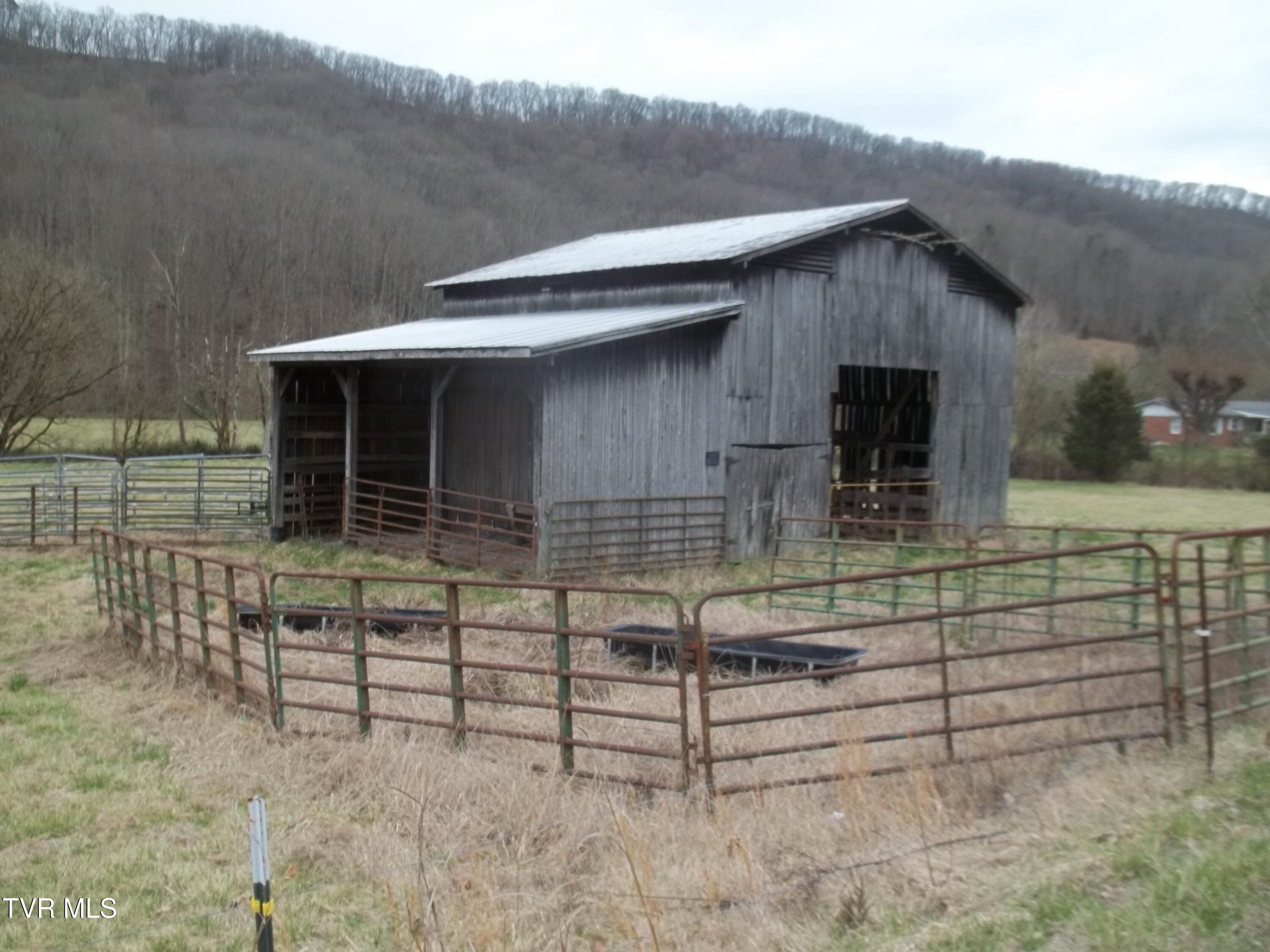 Par 62 Goshen Valley Road Property Photo 4