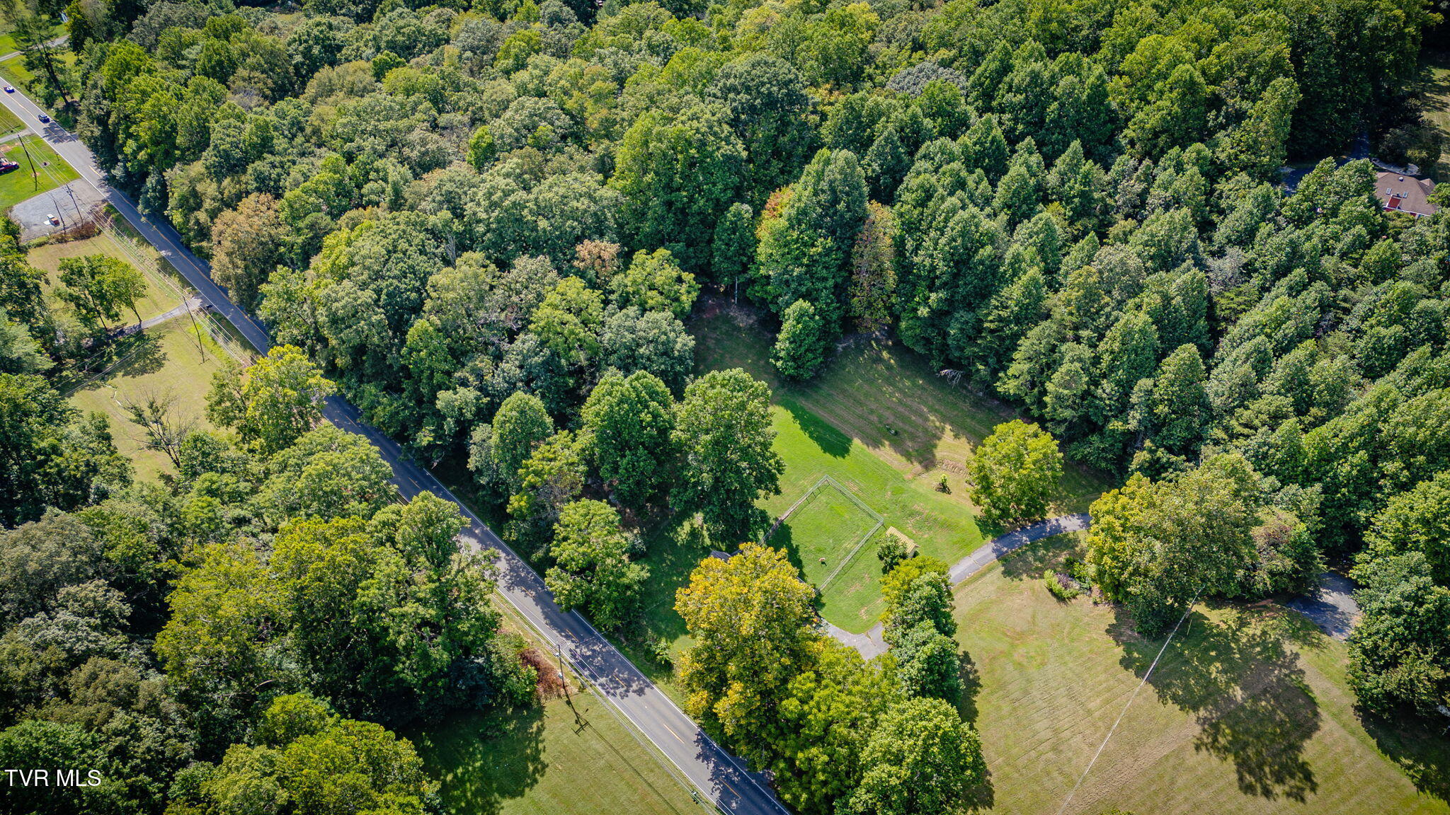 2906 Cherokee Road Property Photo 3