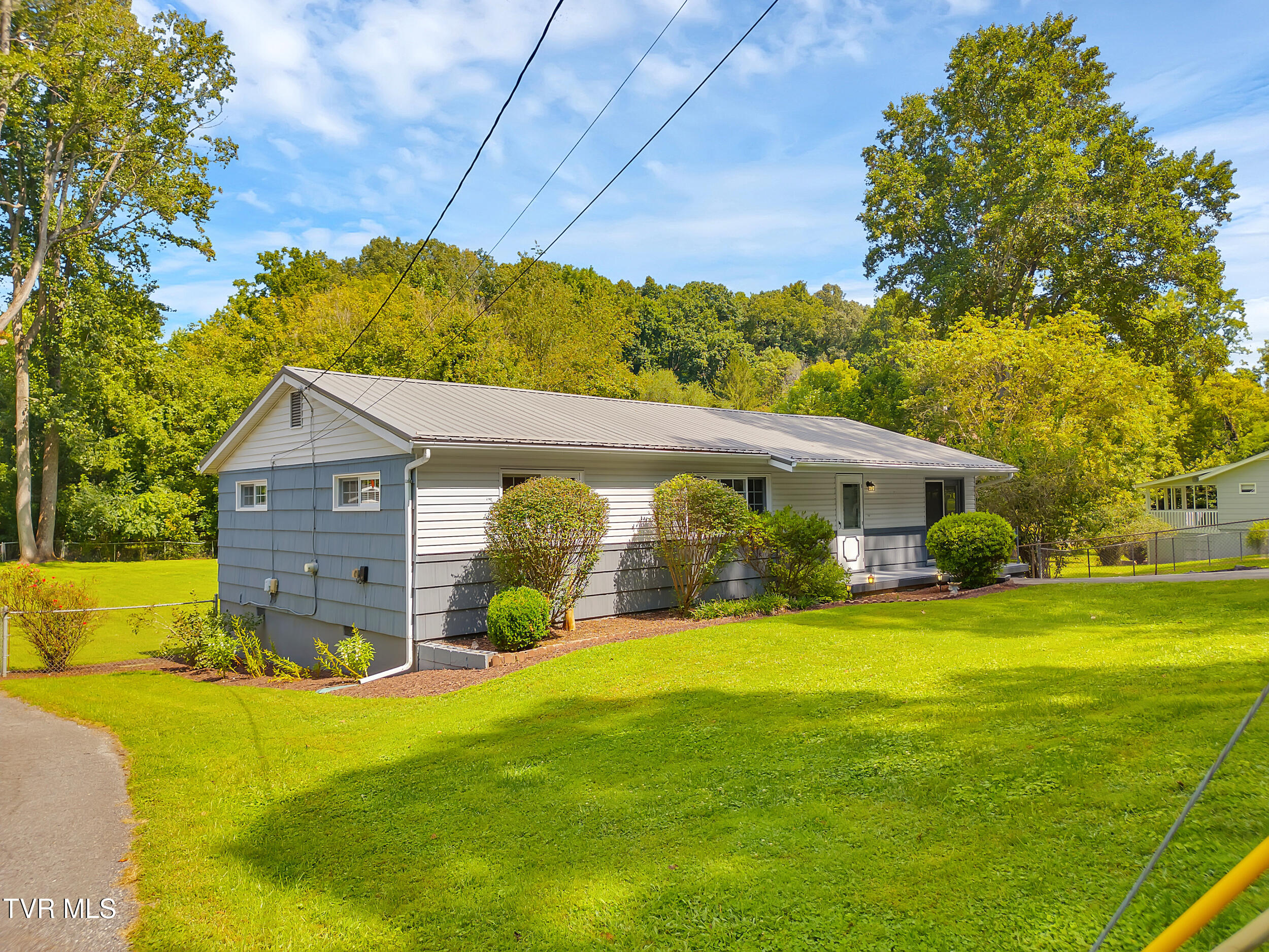 393 Woodcrest Drive Property Photo 1