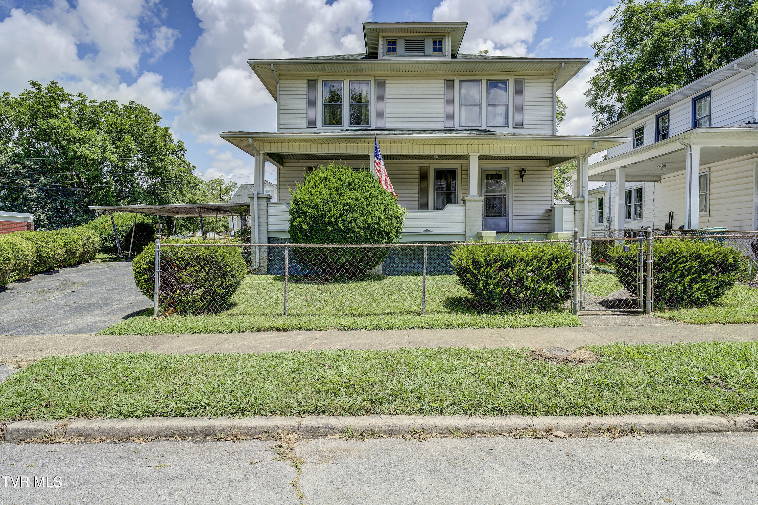 311 Union Street Property Photo 1