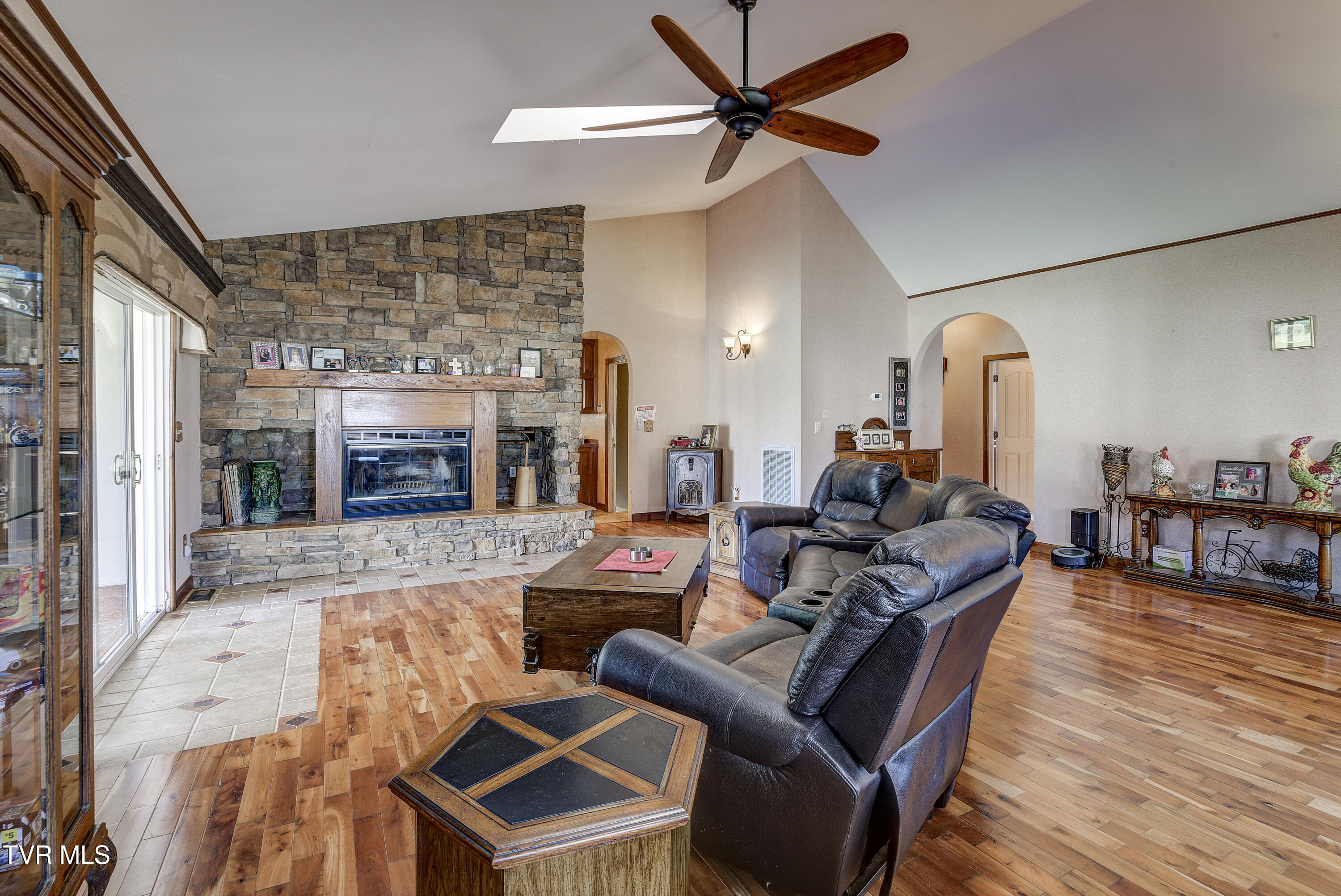 8845 107 Cutoff Property Photo 6