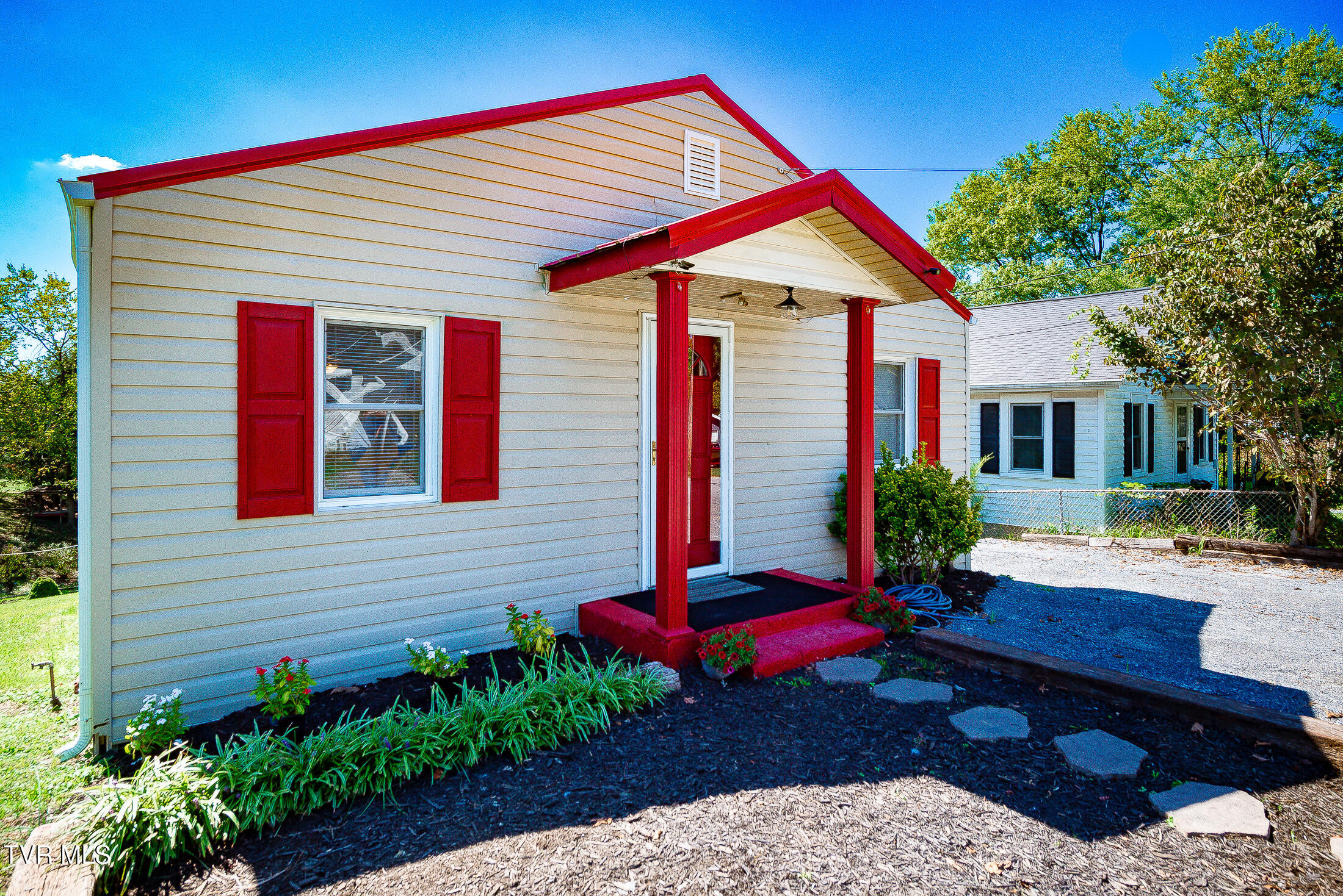 1821 Mckinney Street Property Photo 1