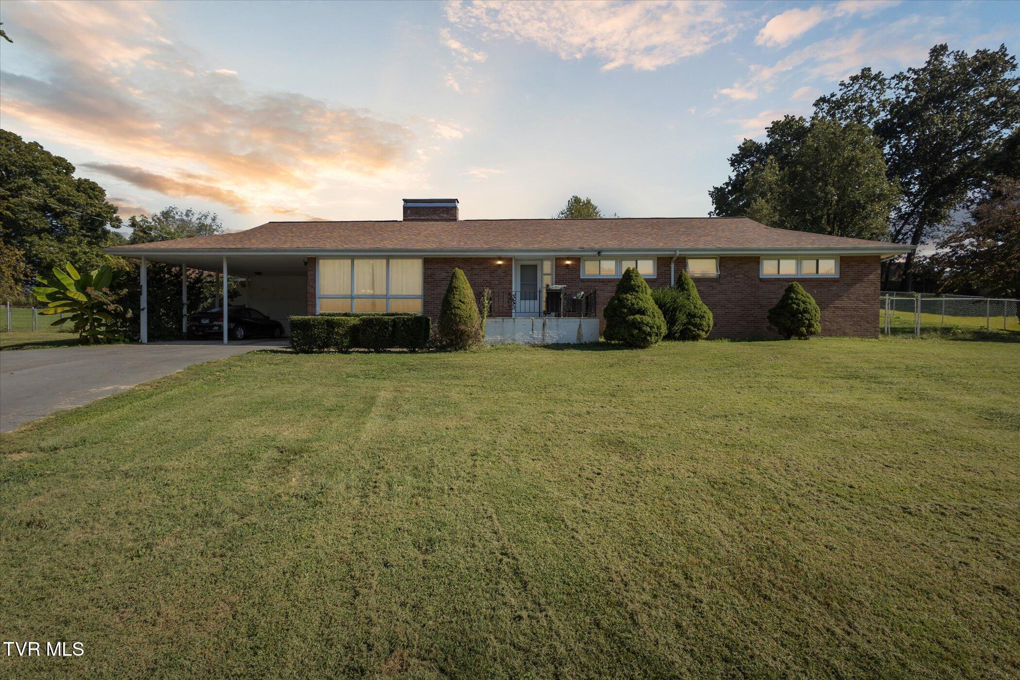 120 Sylvan Drive Property Photo 1