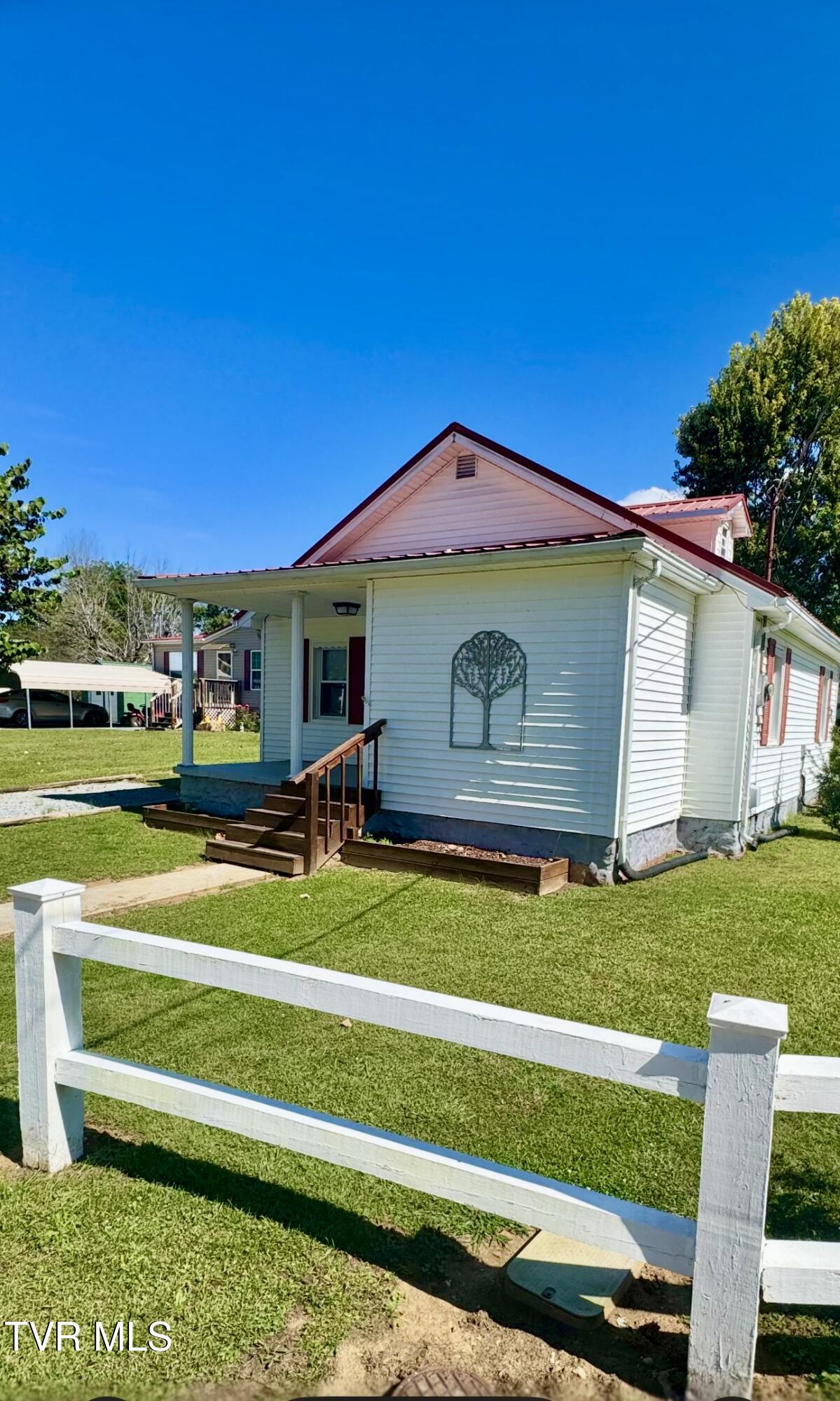 136 Elliott Avenue Property Photo 1