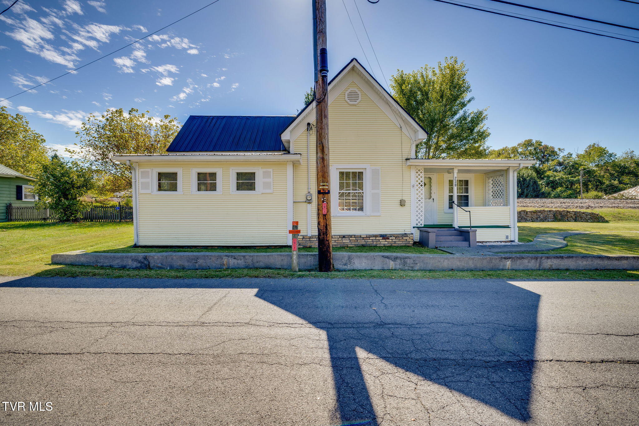 230 Old Fishery Road Property Photo 1