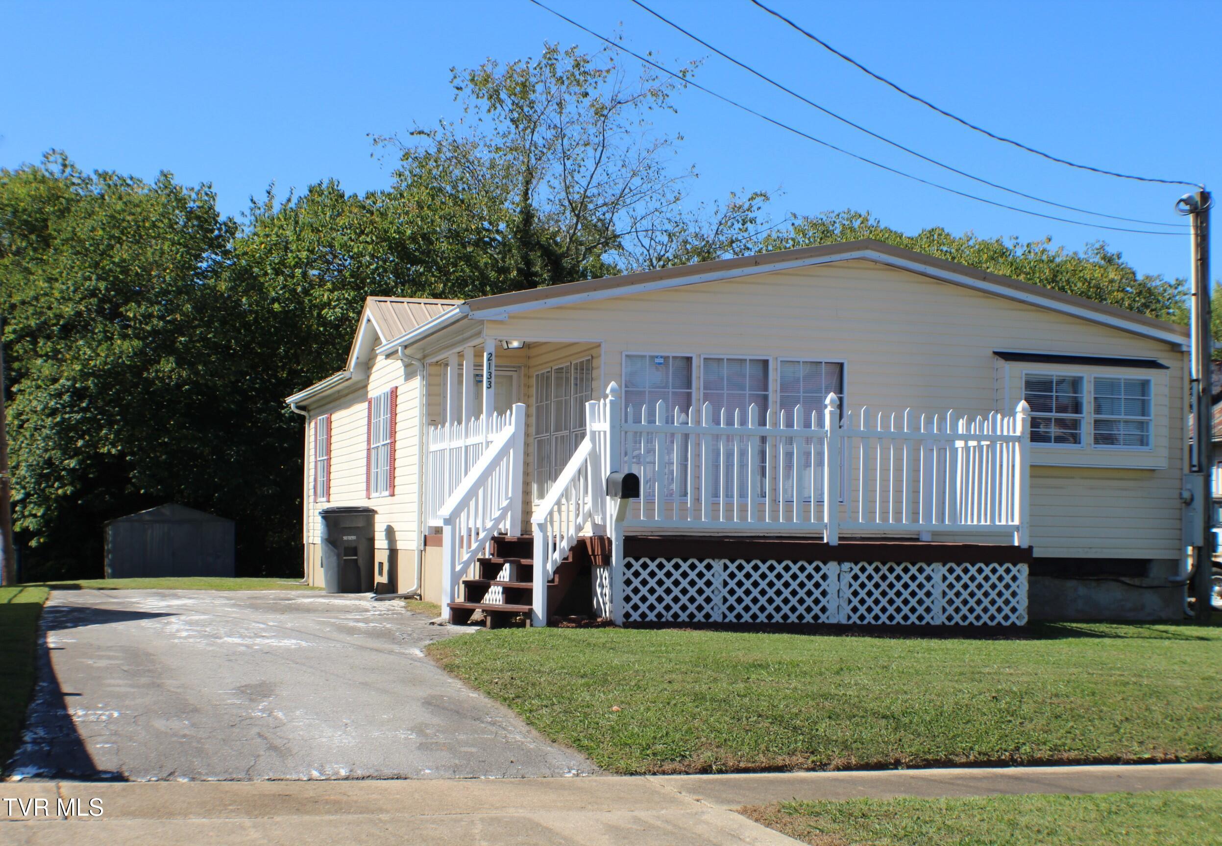 2133 Stadium Drive Property Photo 1
