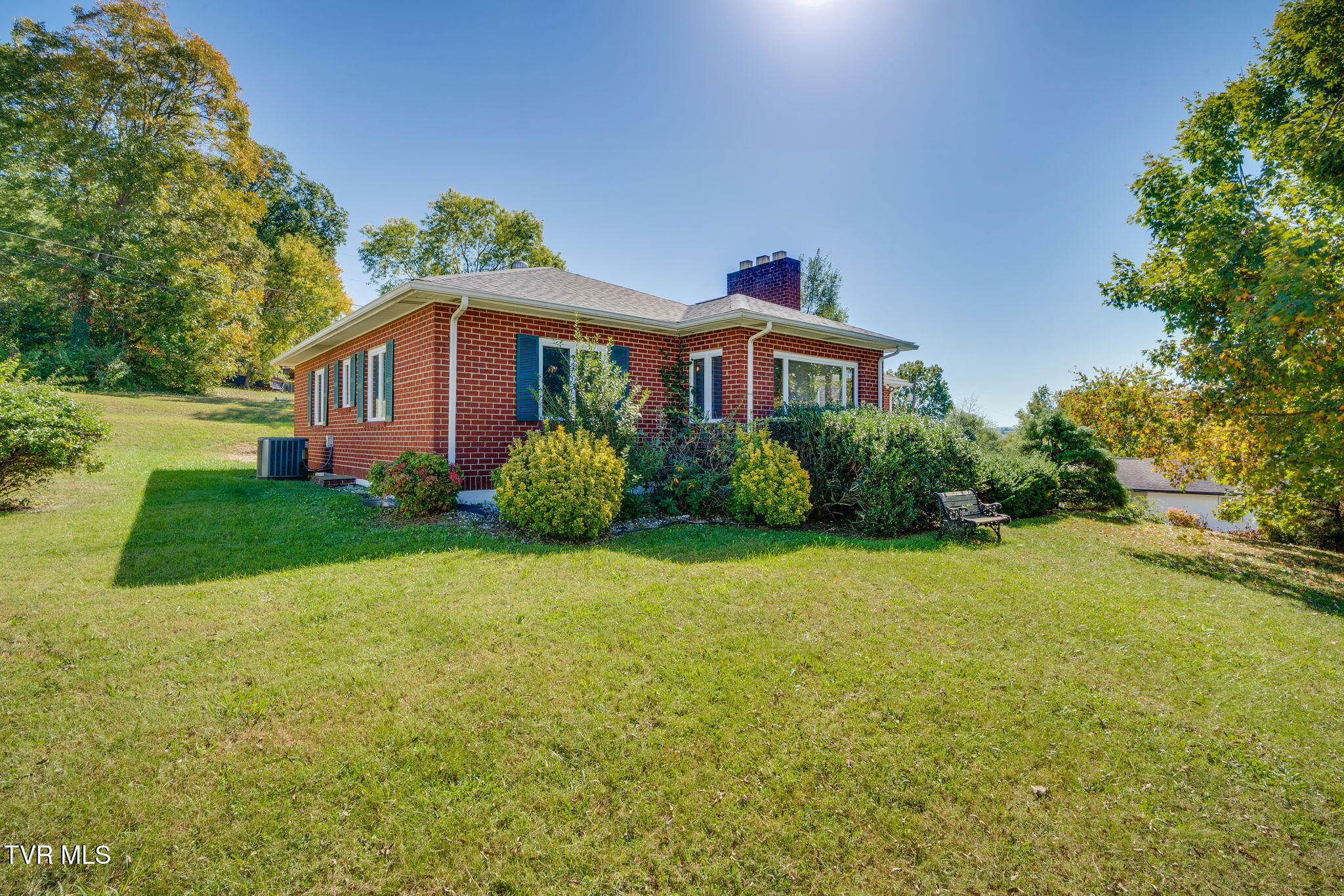 709 Truxton Drive Property Photo 1
