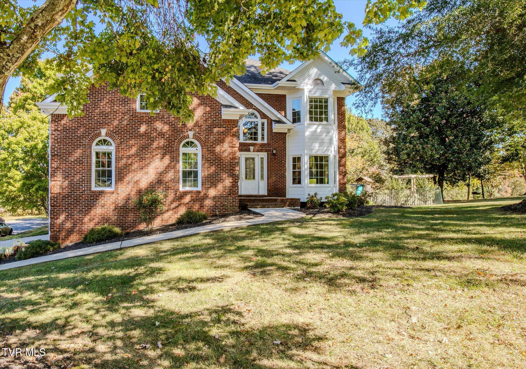 245 Park Ridge Court Property Photo 1