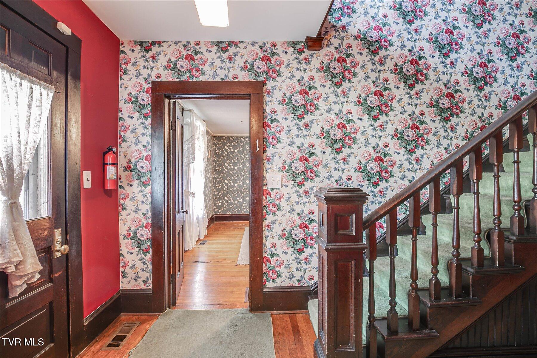 454 Cedar Street Property Photo 5
