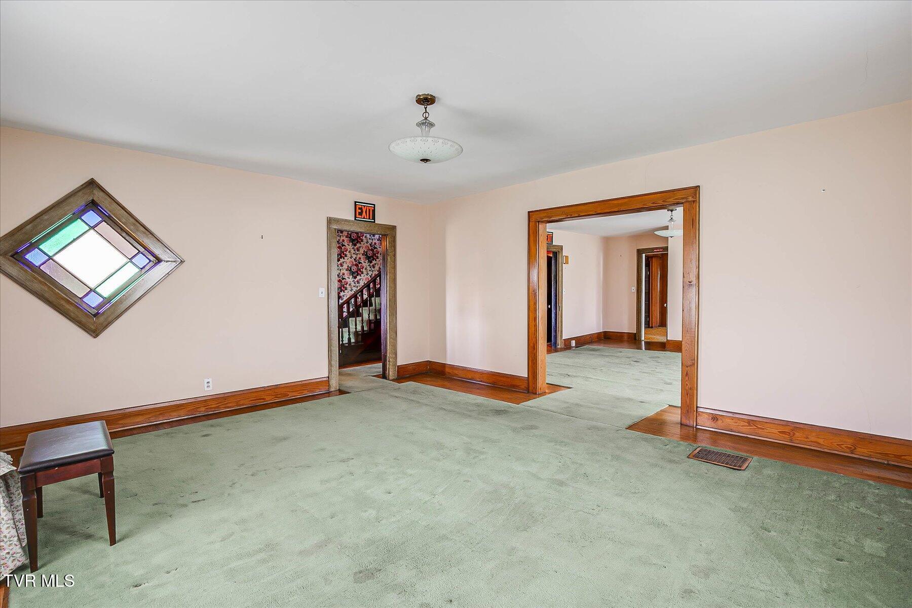 454 Cedar Street Property Photo 9