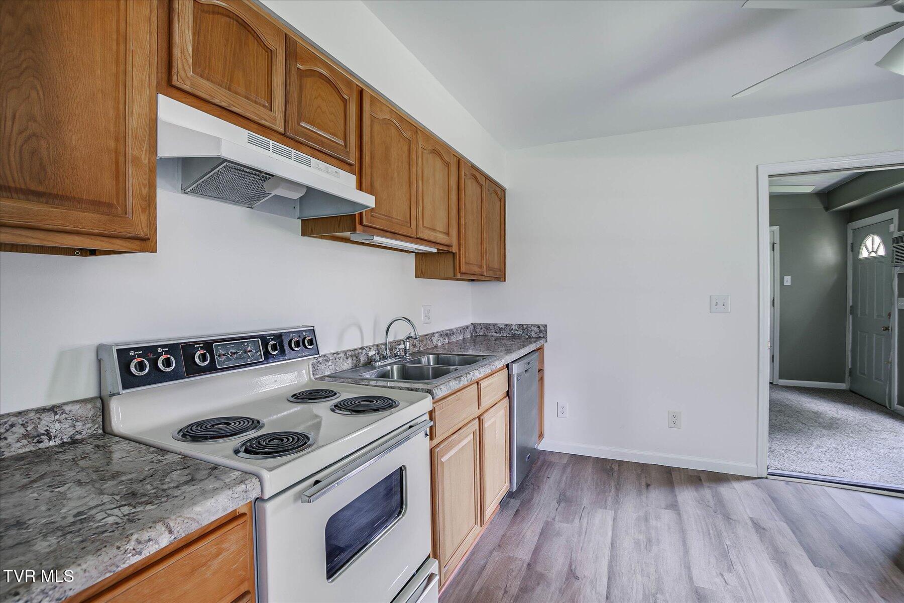 454 Cedar Street Property Photo 20