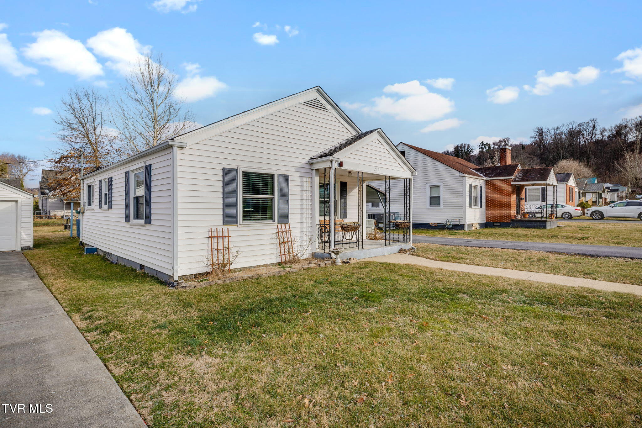 212 Ferguson Avenue Property Photo 1