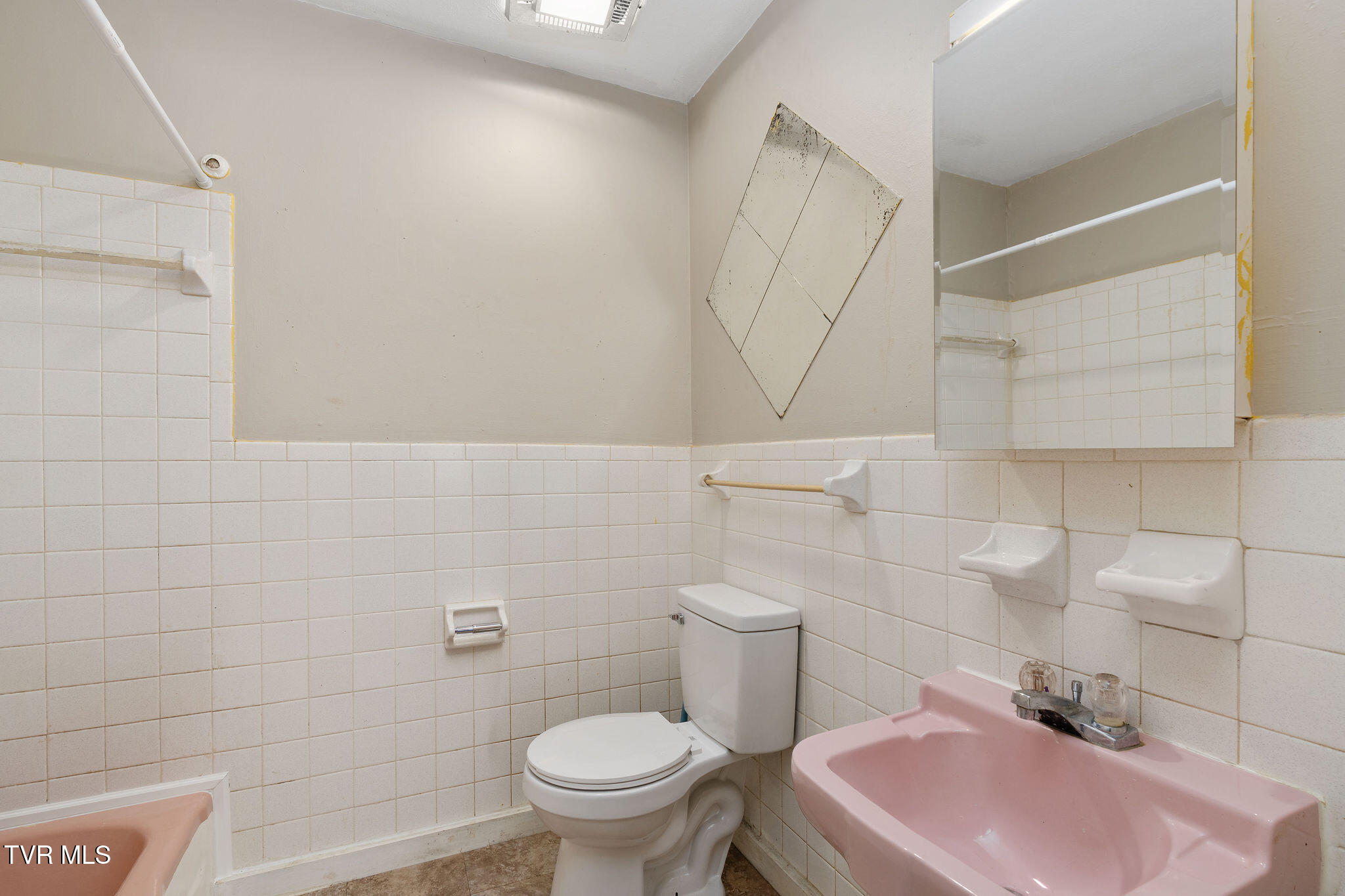 4033 Harbor Chapel Road Property Photo 27