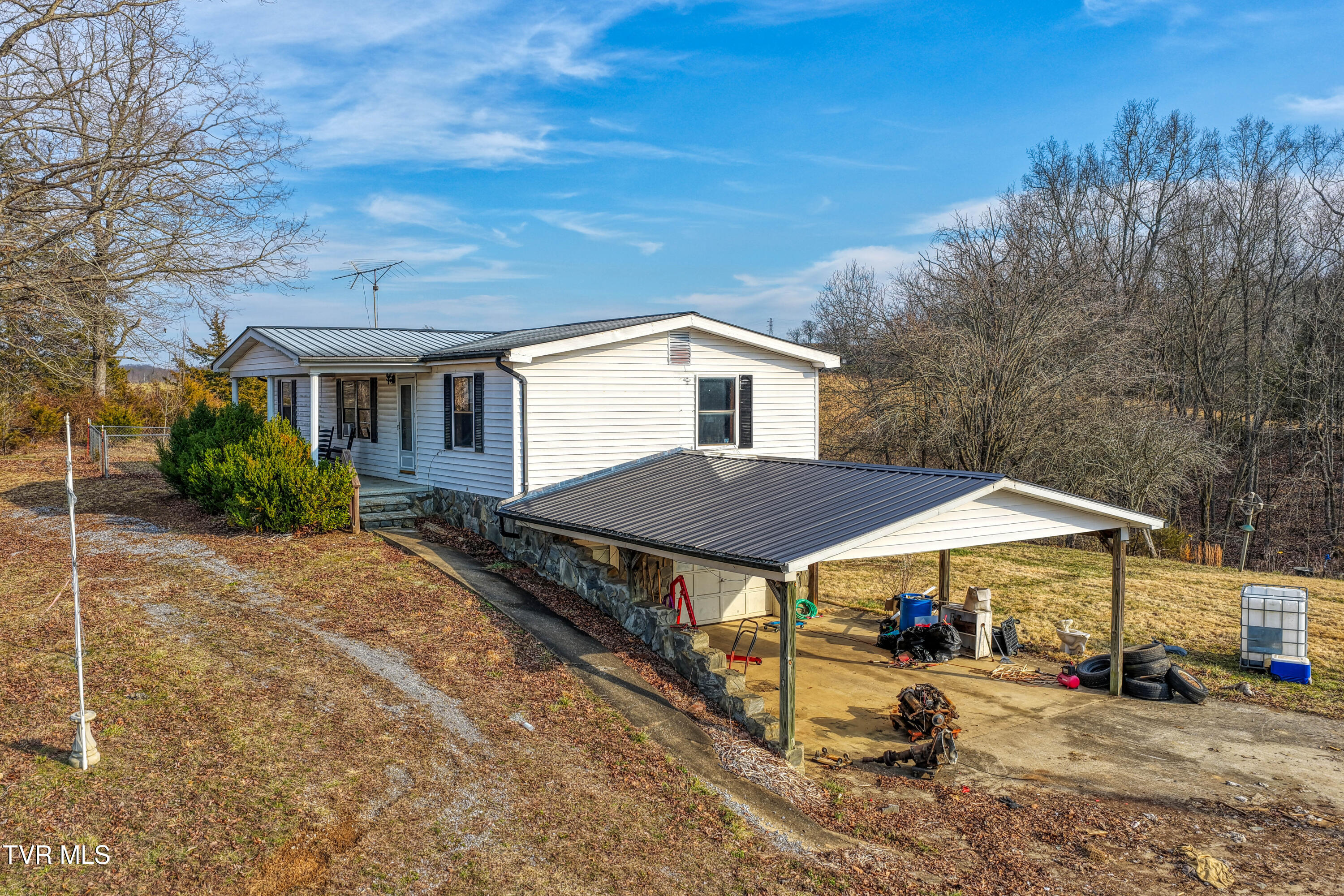 3870 Dulaney Road Property Photo 3