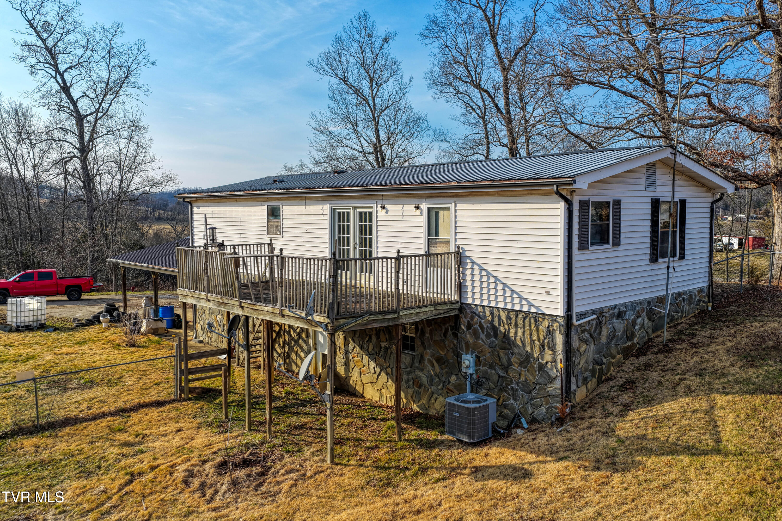 3870 Dulaney Road Property Photo 6