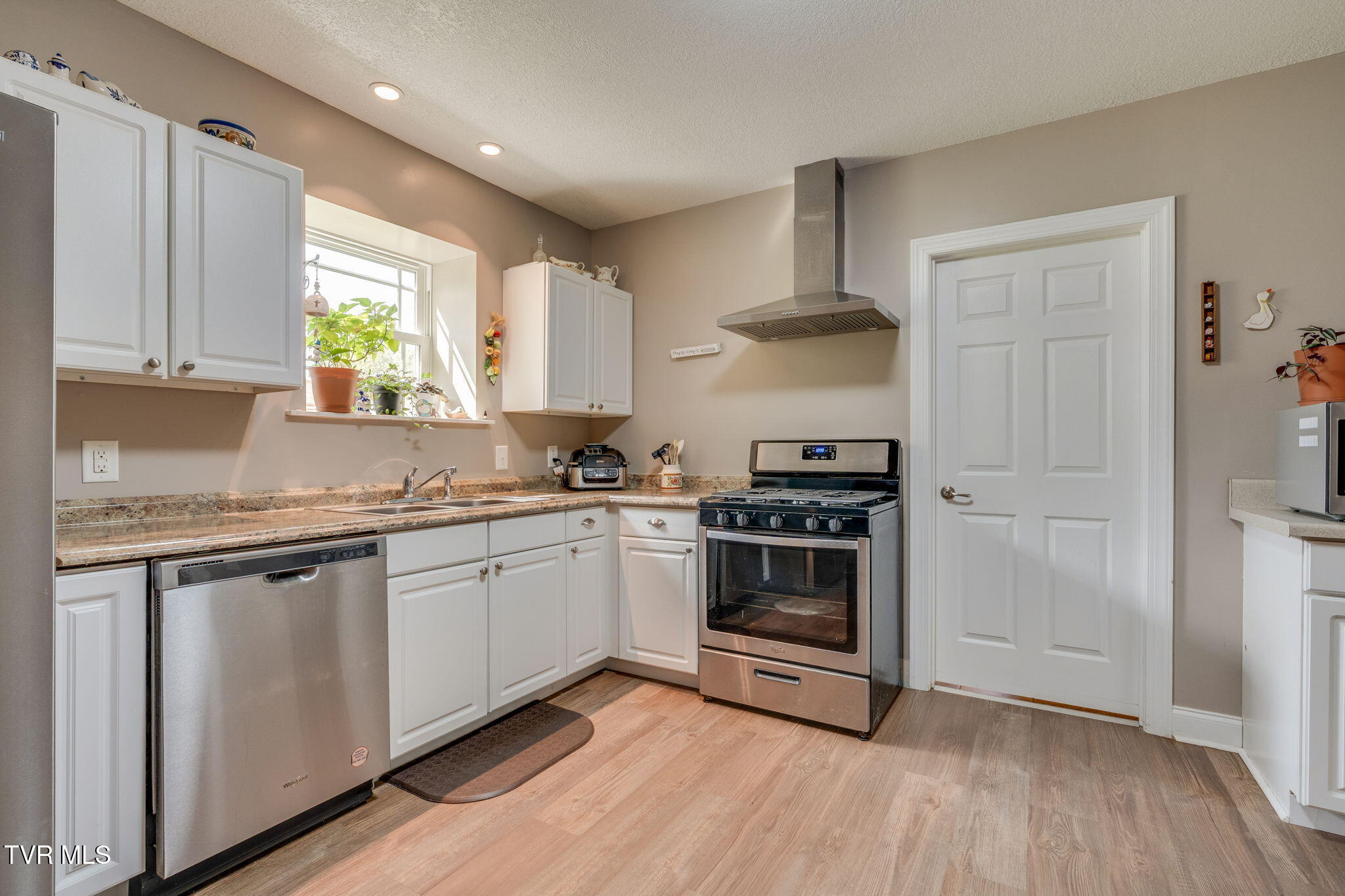 399 Carson Creek Road Property Photo 48
