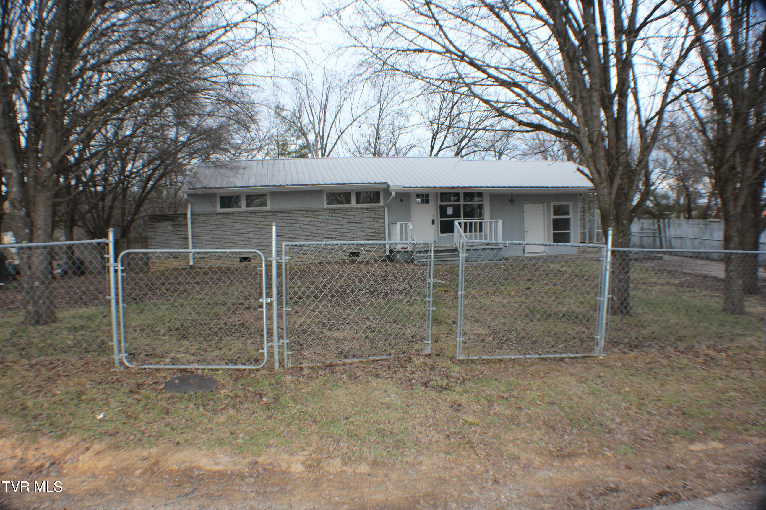 30 Brown Avenue Property Photo 1