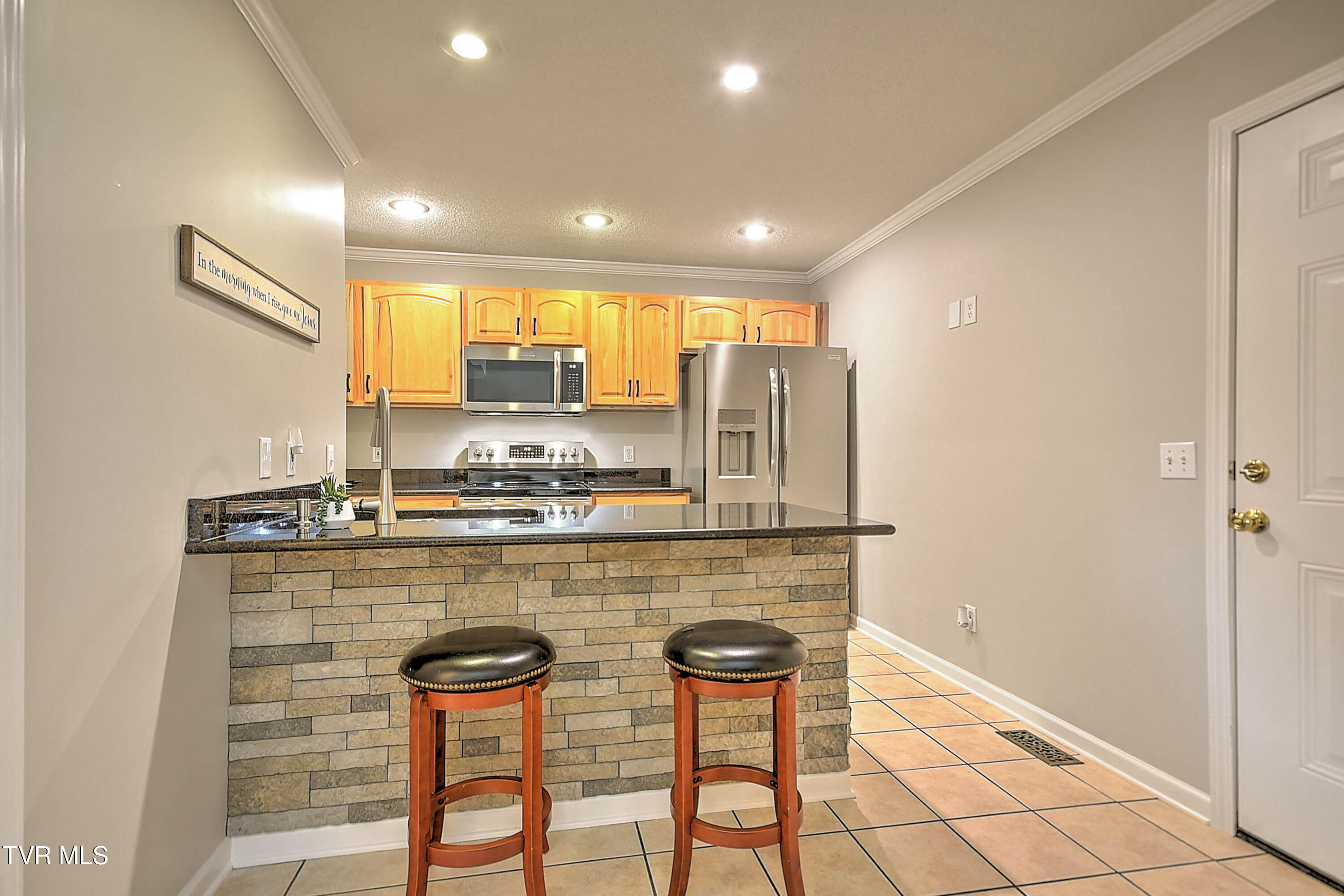 140 Robinson Walk B Property Photo 19