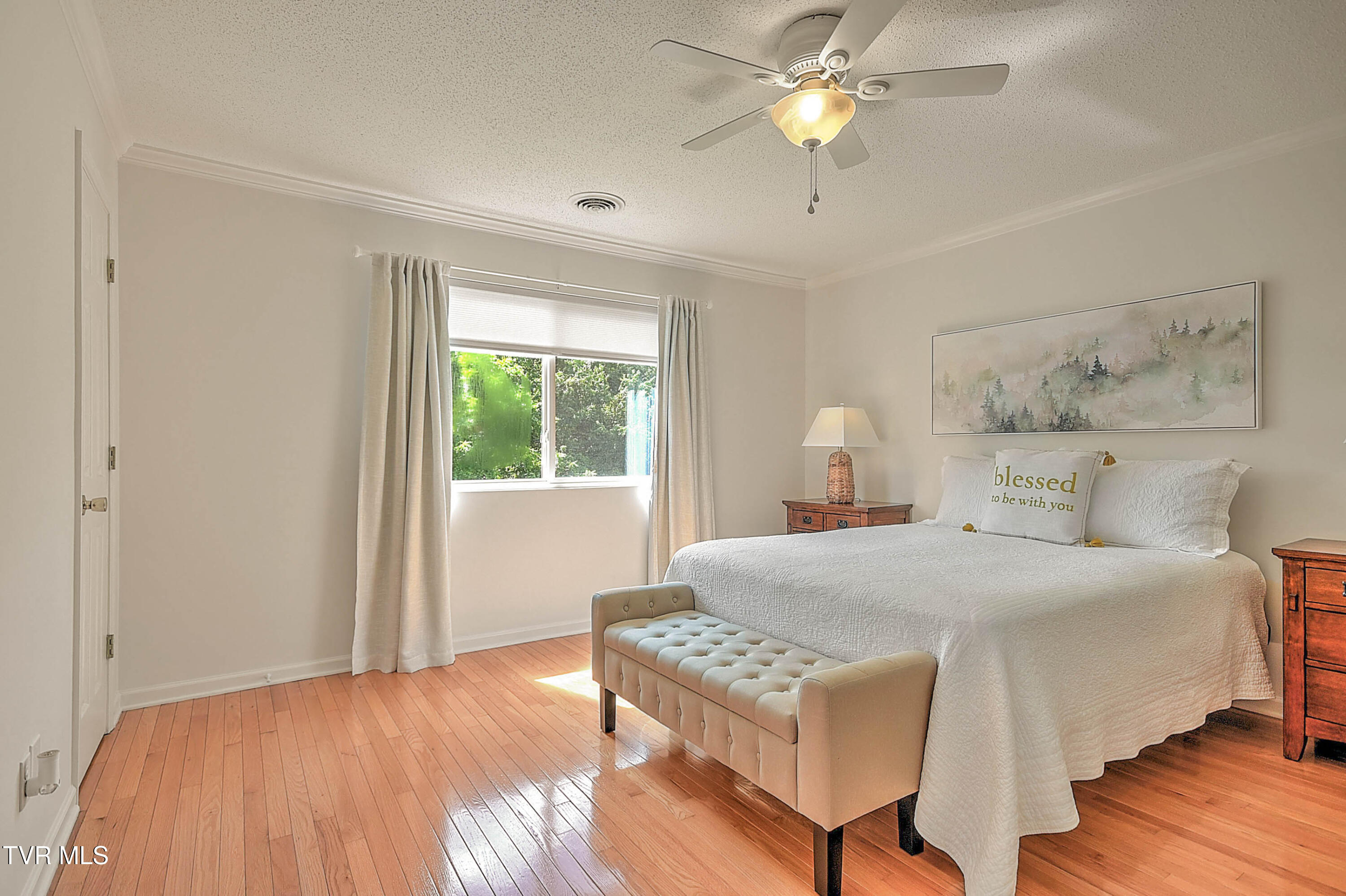 140 Robinson Walk B Property Photo 29