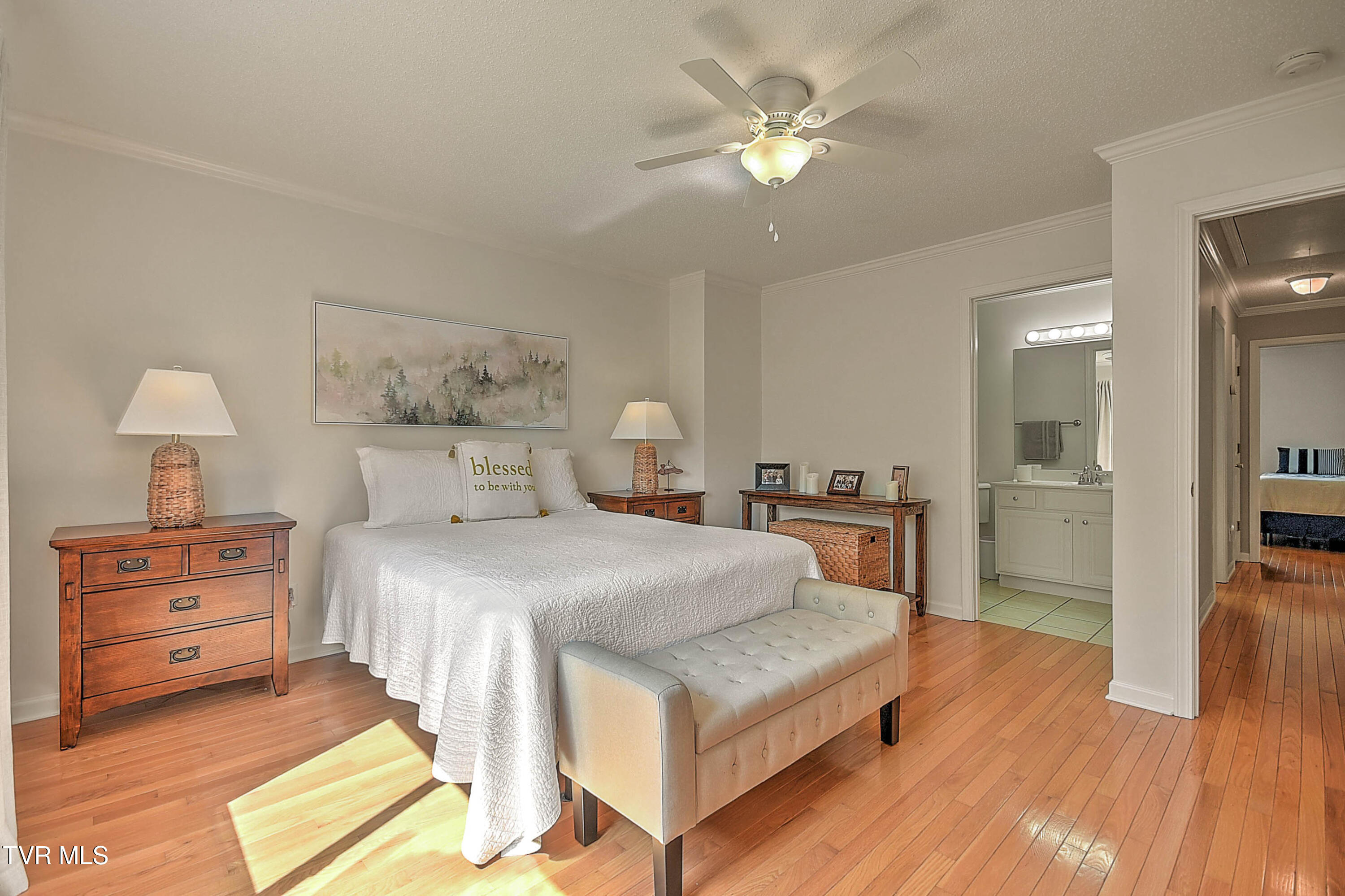 140 Robinson Walk B Property Photo 31
