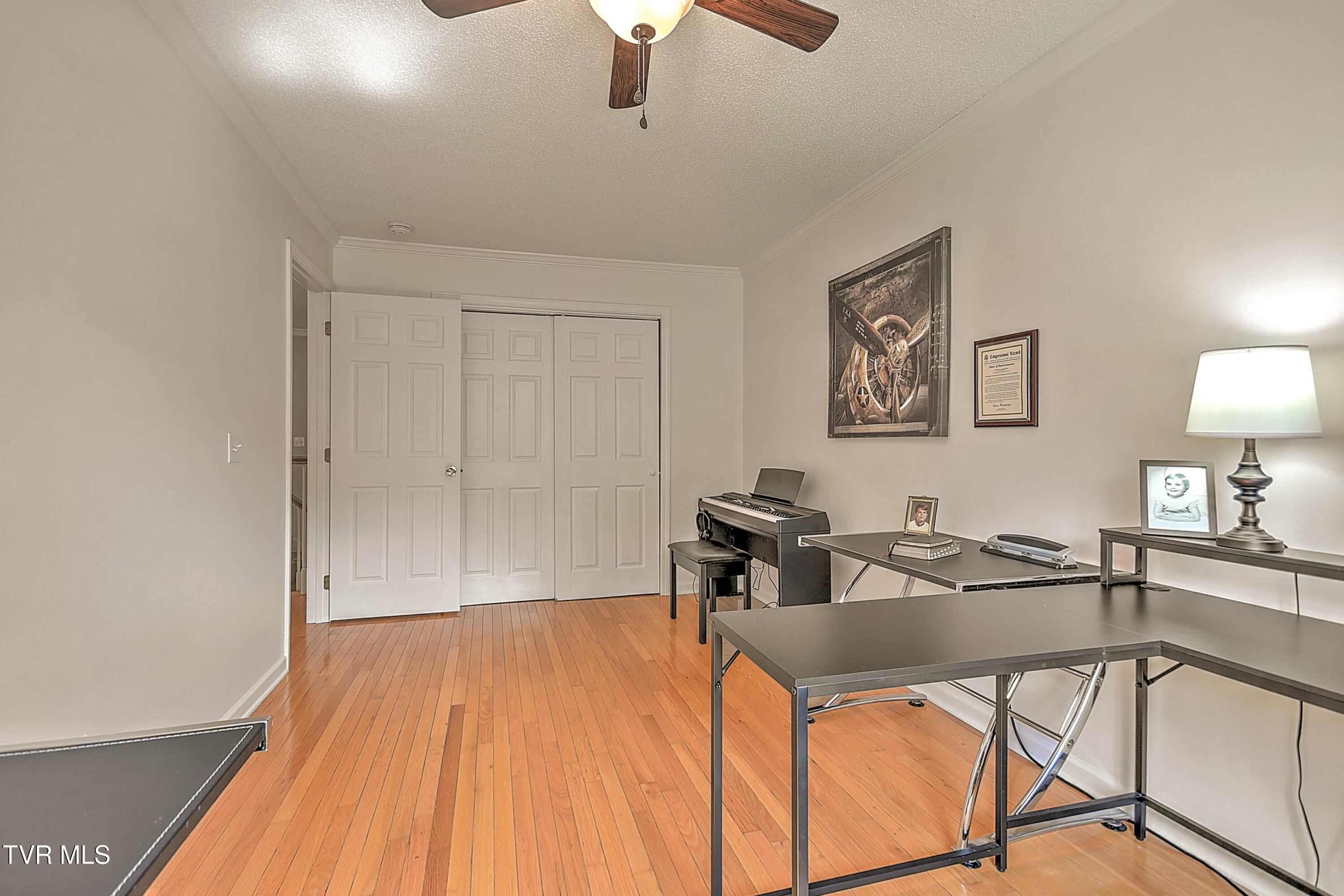 140 Robinson Walk B Property Photo 37