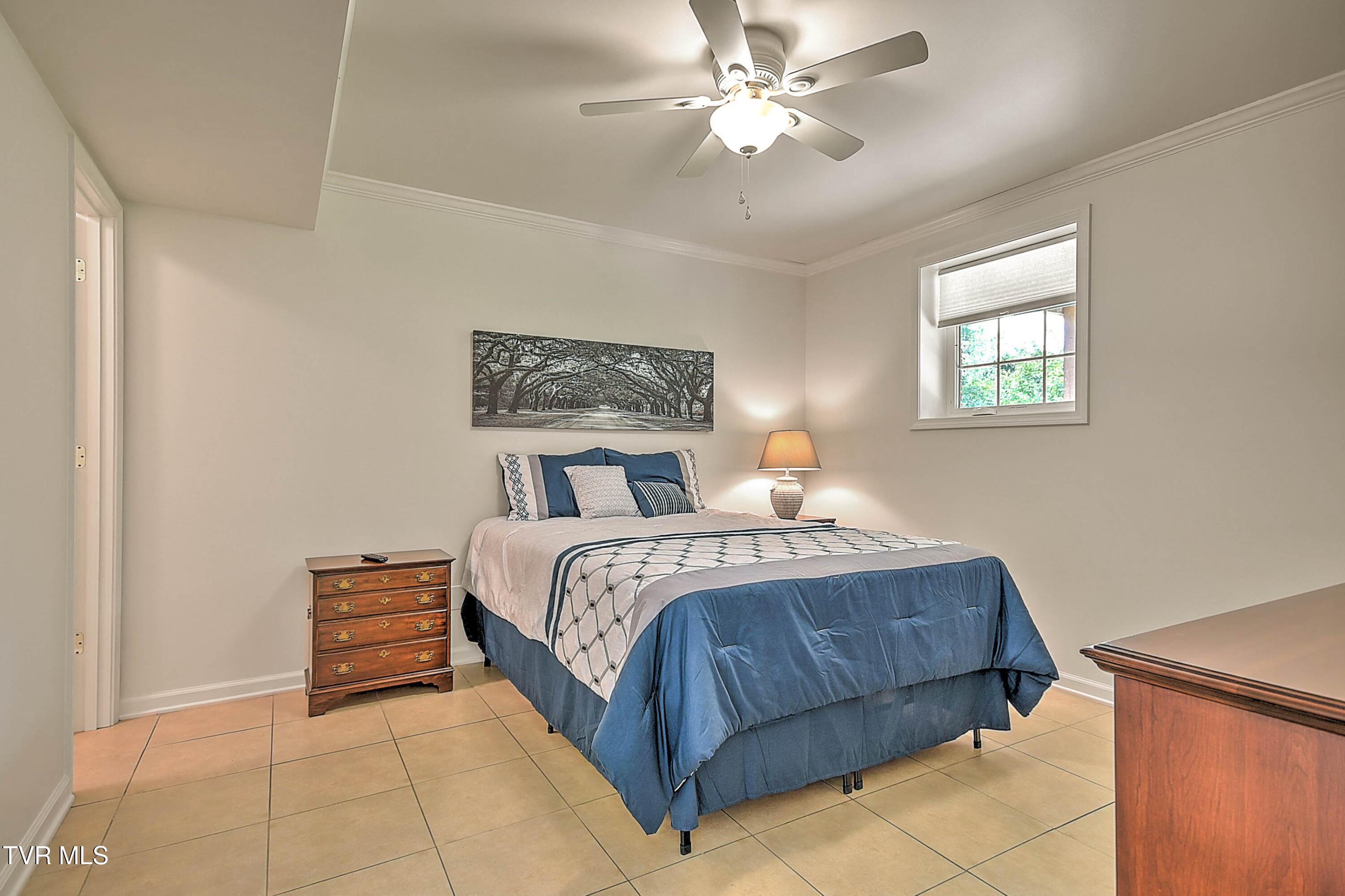 140 Robinson Walk B Property Photo 45