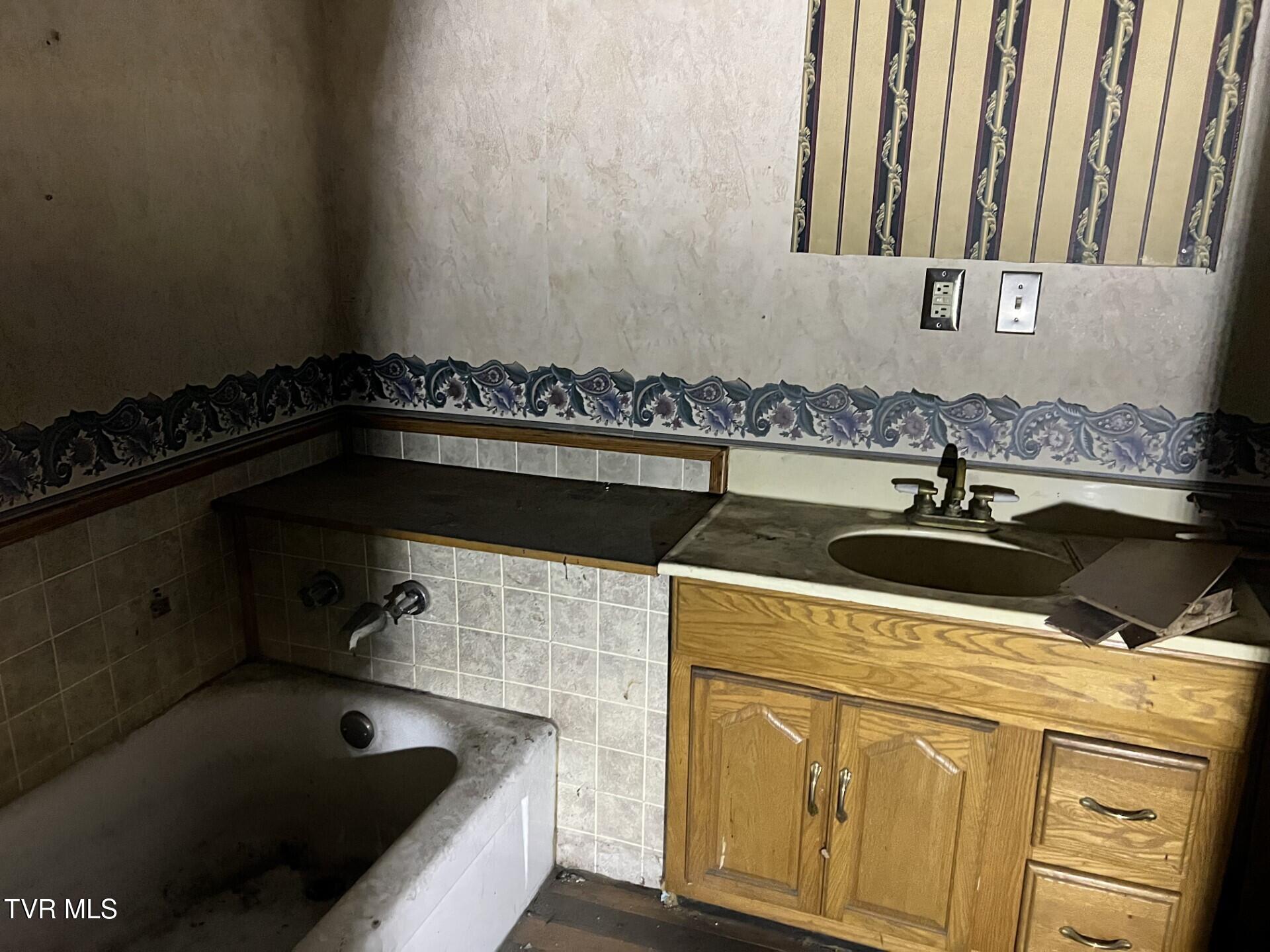 5332 Stonega Road Property Photo 15