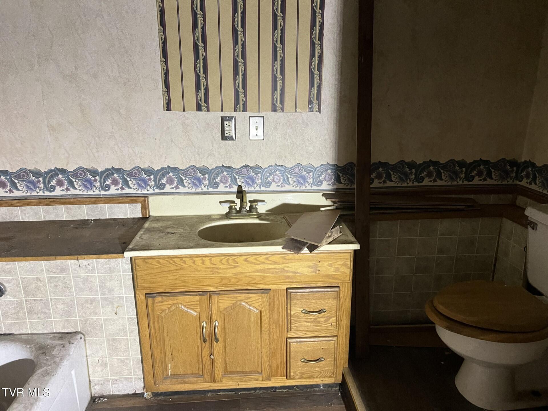 5332 Stonega Road Property Photo 16