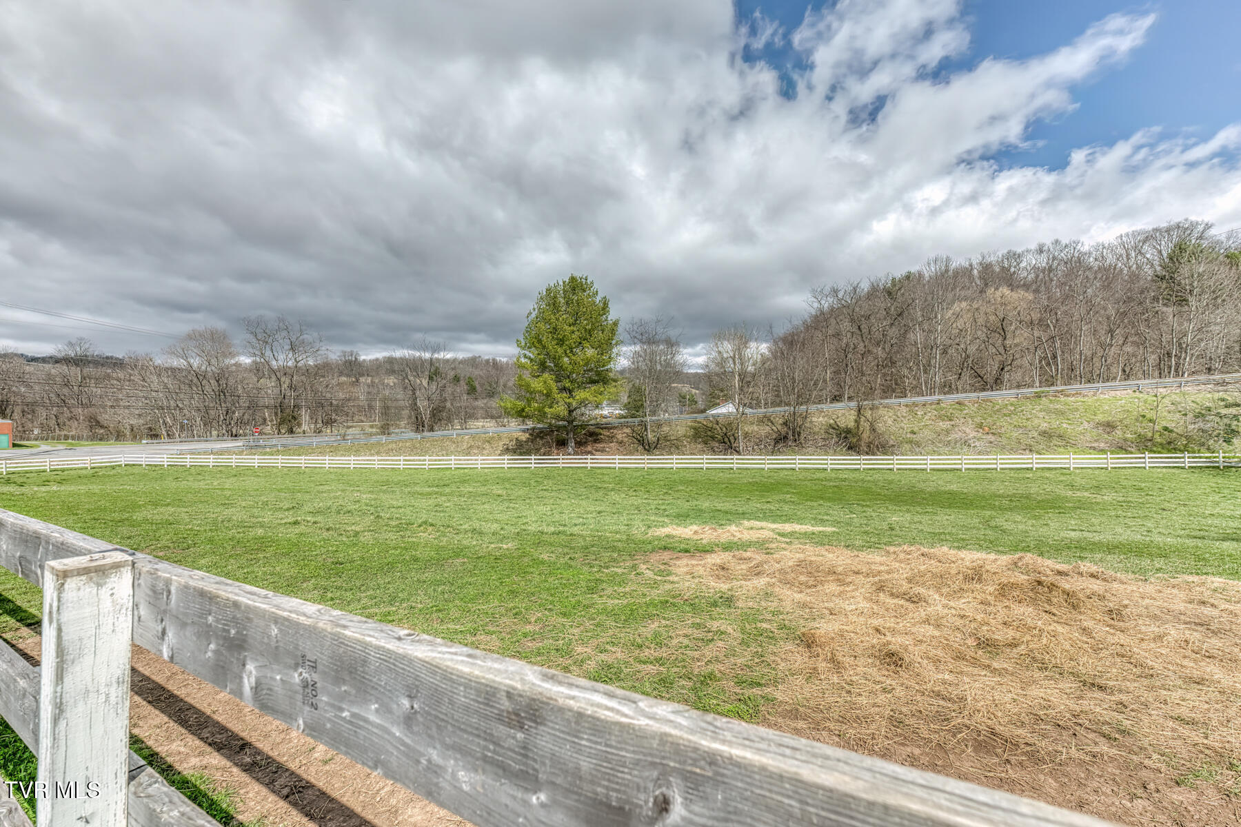 4456 Lee Highway Property Photo 17