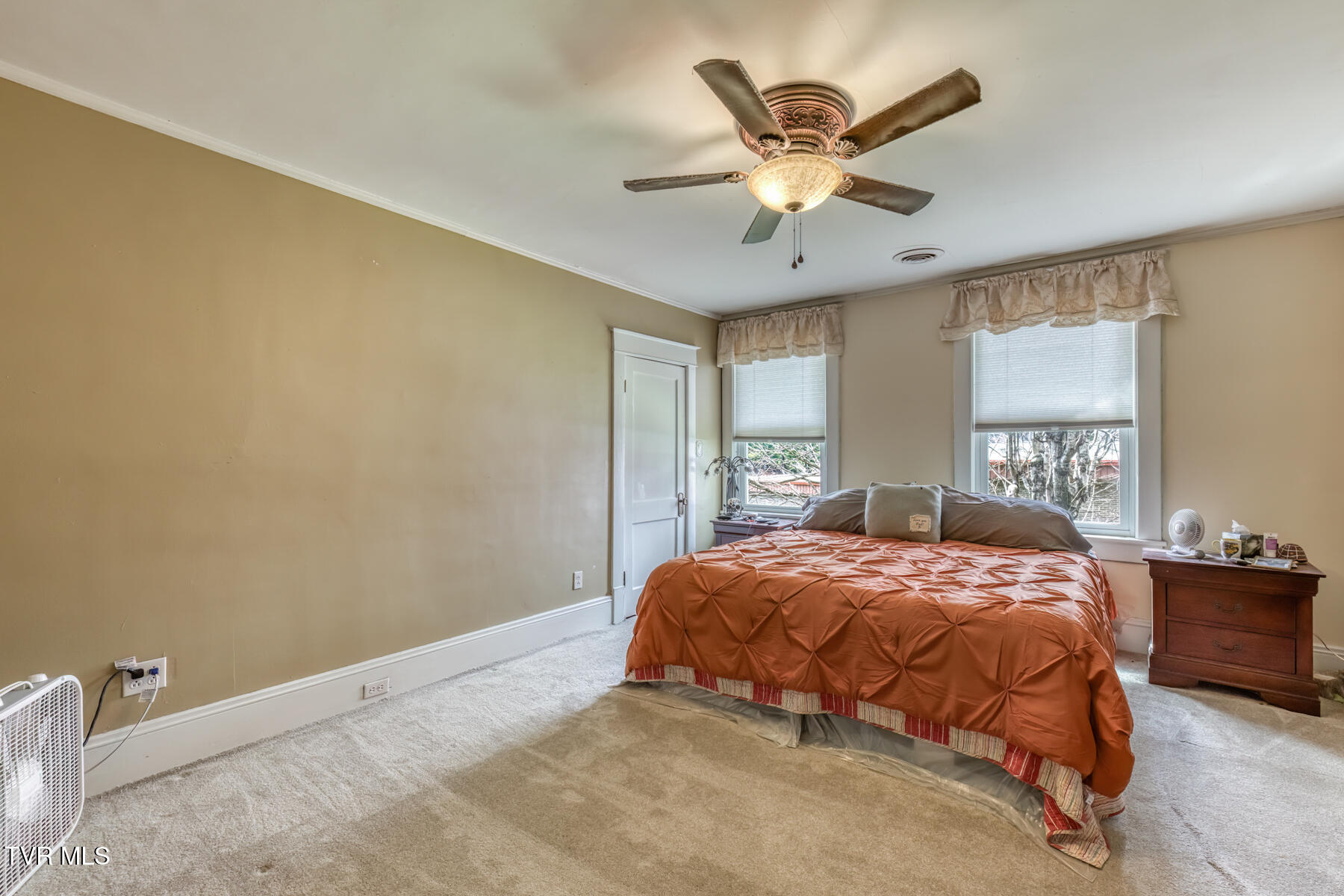 4456 Lee Highway Property Photo 48