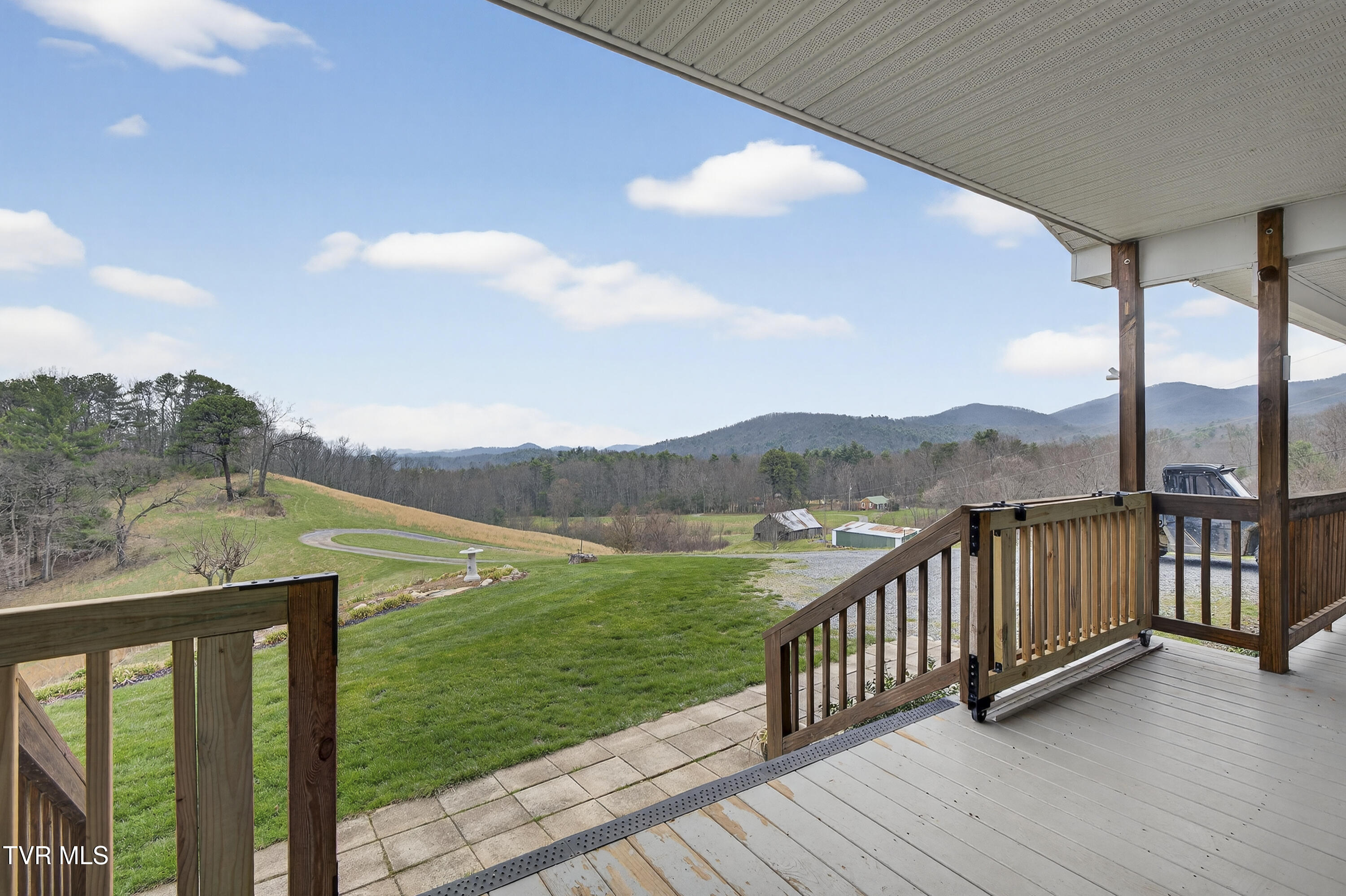 329 Mill Creek Road Property Photo 3
