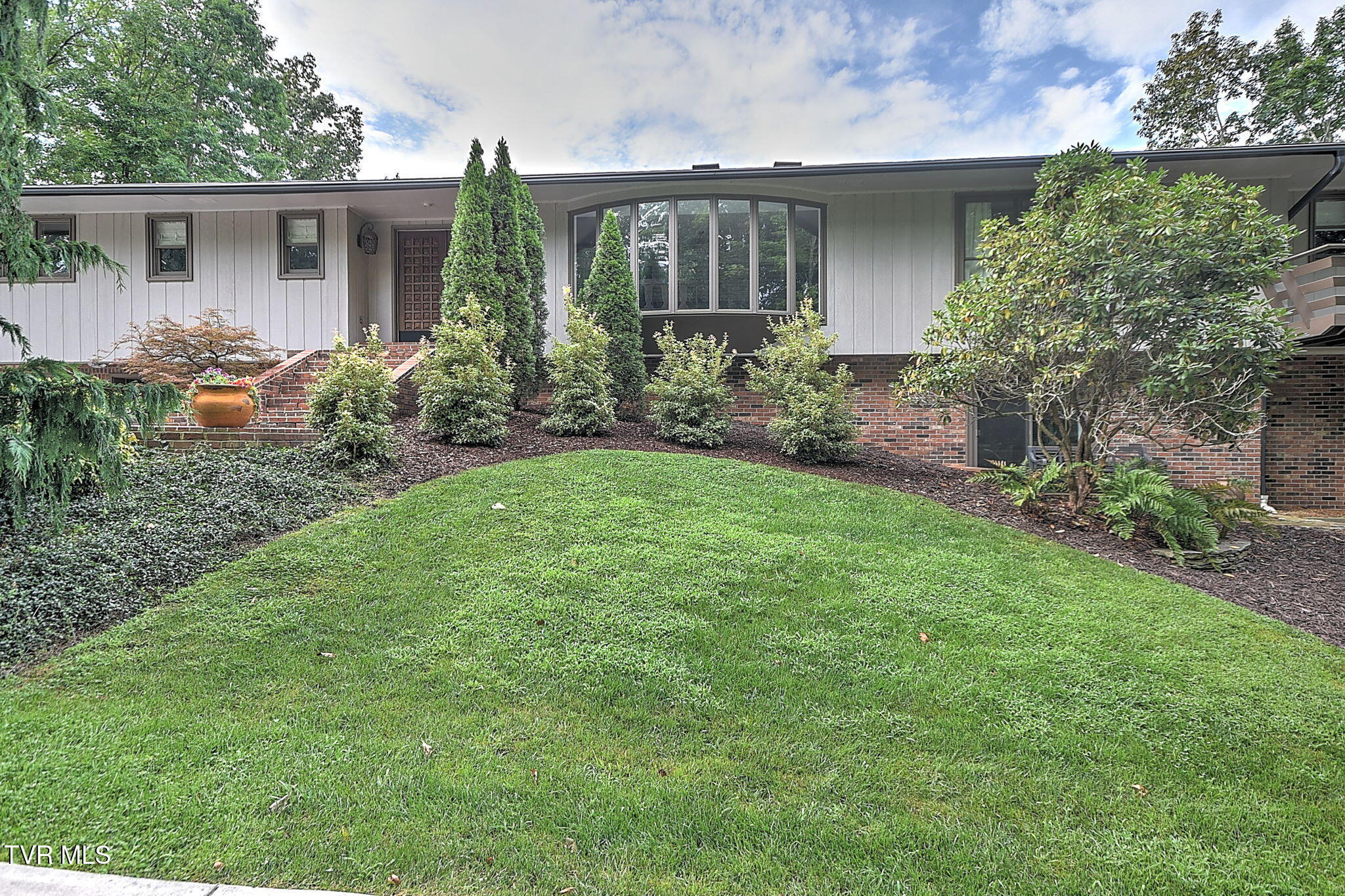 117 Skyline Drive Property Photo 6
