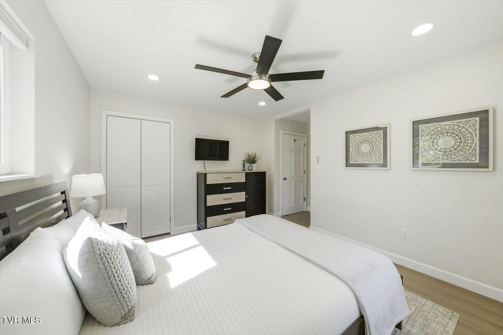 1845 Bouldercrest Drive Property Photo 28
